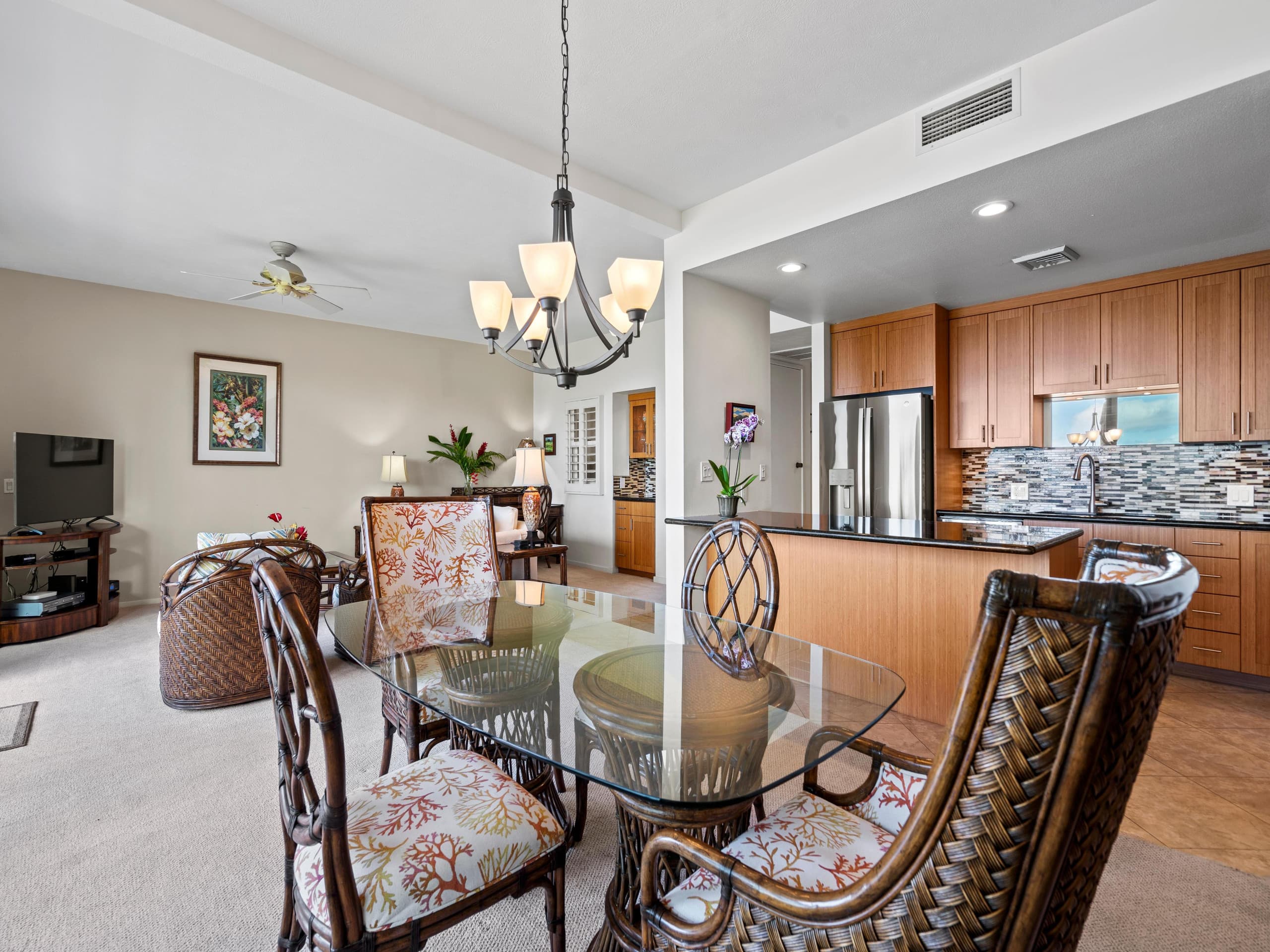 Condo in Kihei · ★5.0 · 2 bedrooms · 4 beds · 2 baths - Image 12