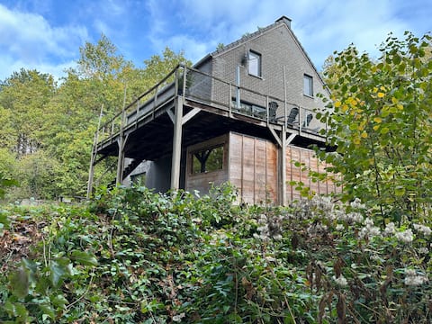 Popular Airbnb listing: Spacious villa in the countryside with sauna in Durbuy