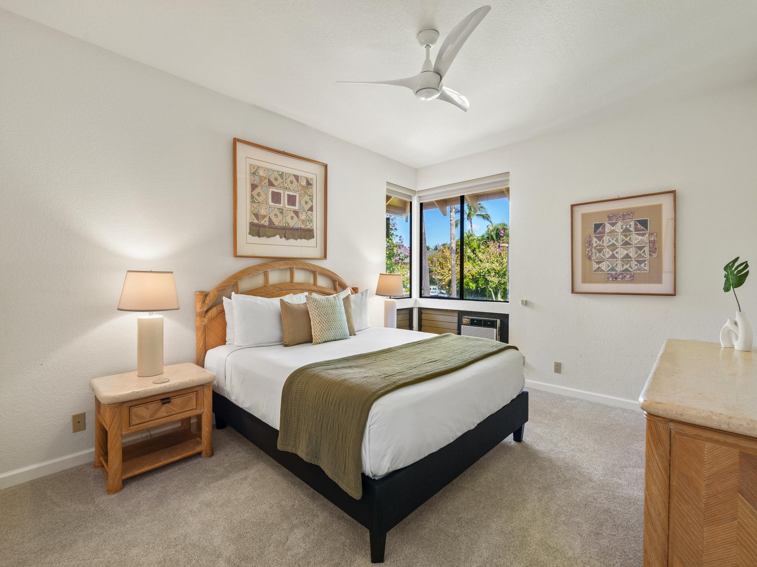Condo in Kihei · ★4.67 · 1 bedroom · 2 beds · 2 baths - Image 2