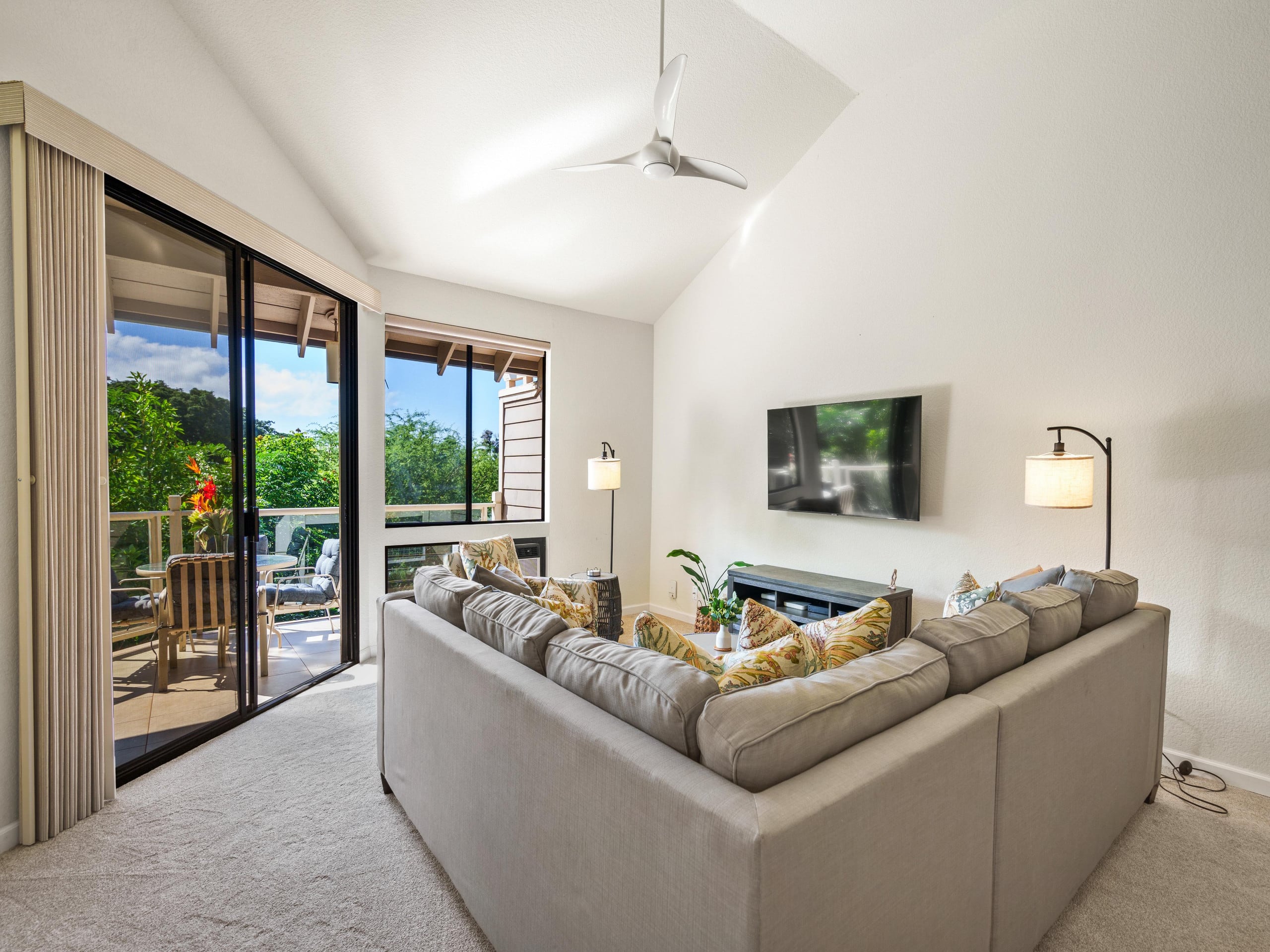 Condo in Kihei · ★4.67 · 1 bedroom · 2 beds · 2 baths - Image 6