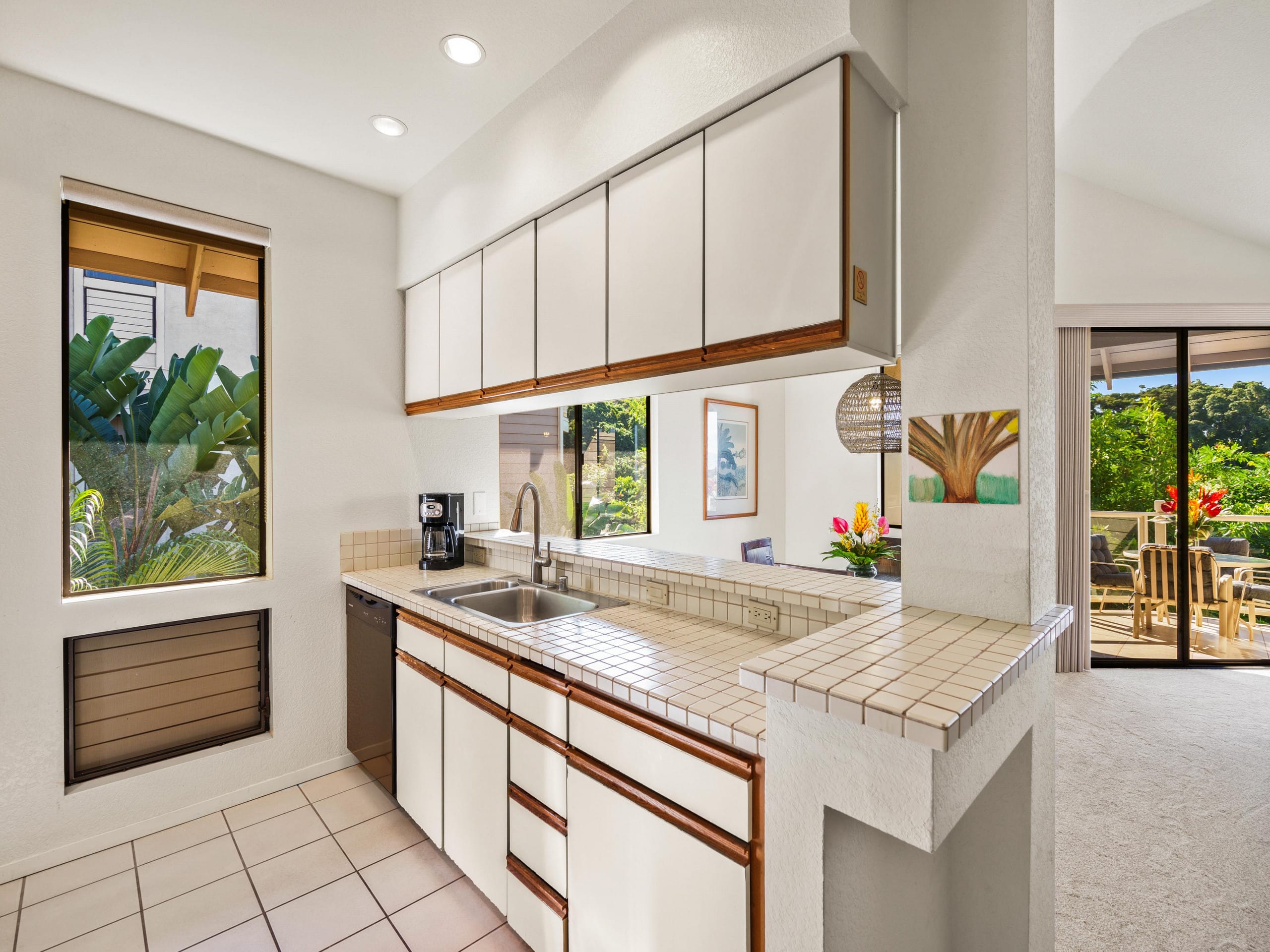 Condo in Kihei · ★4.67 · 1 bedroom · 2 beds · 2 baths - Image 4