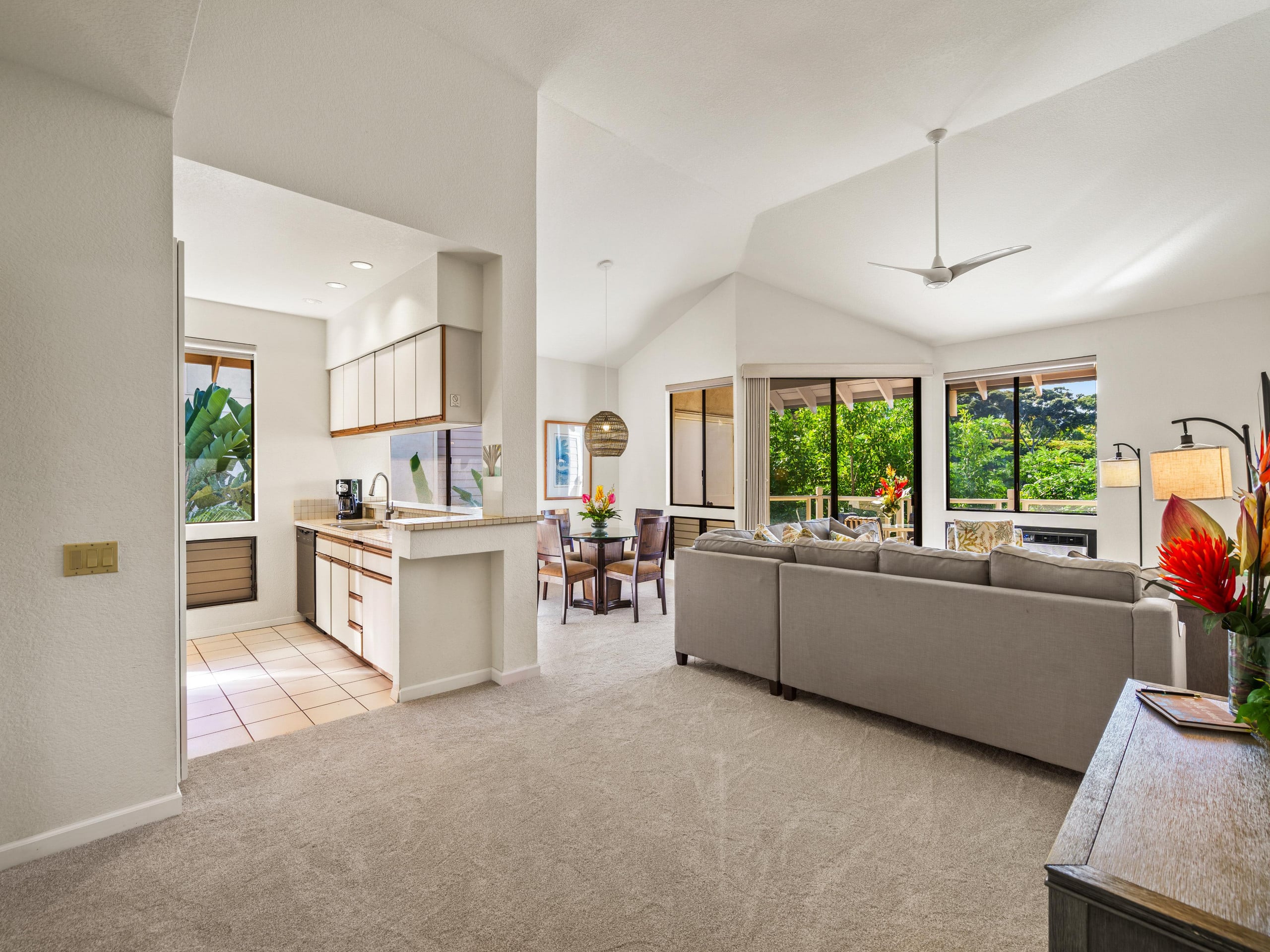 Condo in Kihei · ★4.67 · 1 bedroom · 2 beds · 2 baths - Image 7