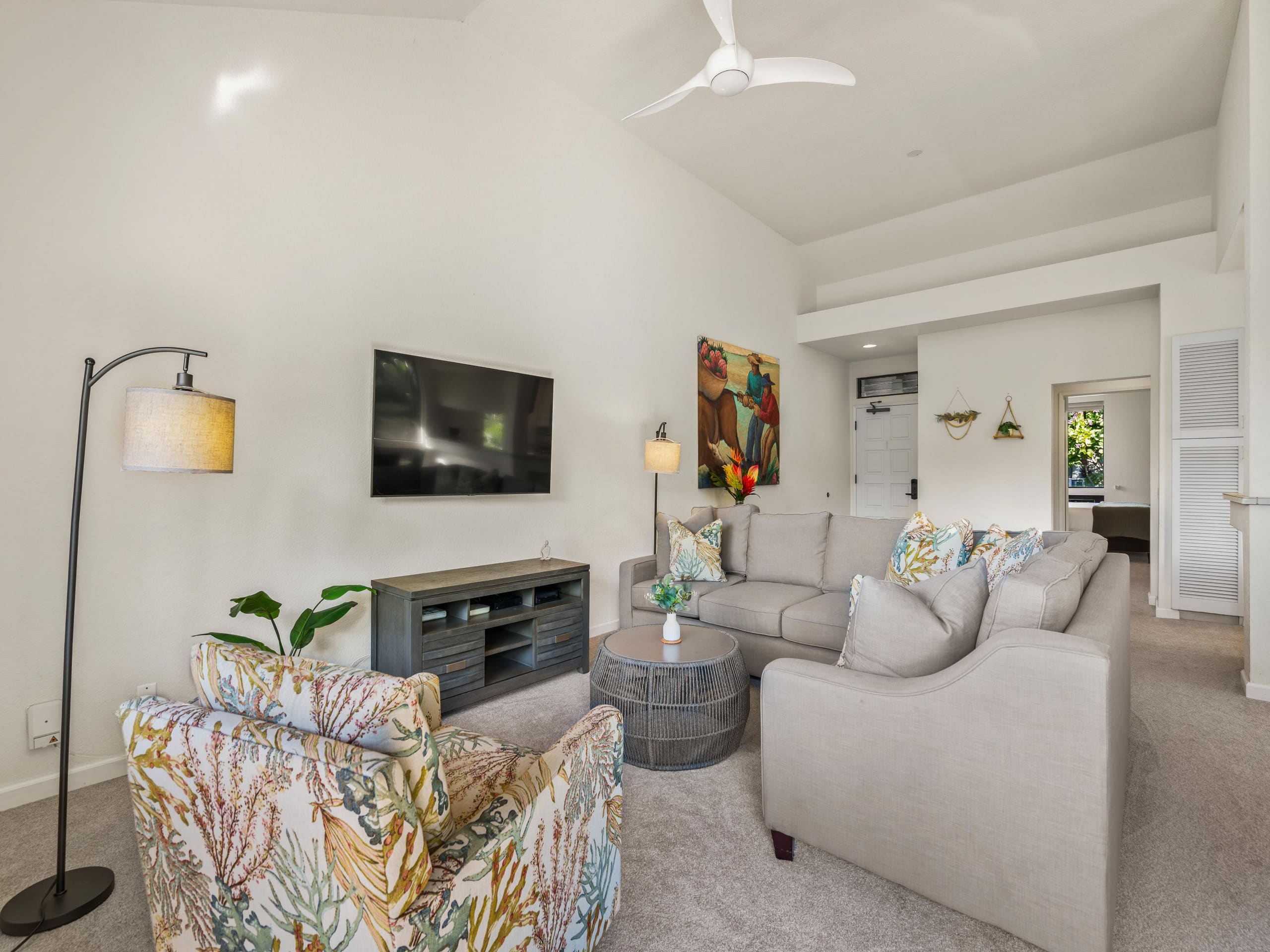 Condo in Kihei · ★4.67 · 1 bedroom · 2 beds · 2 baths - Image 3