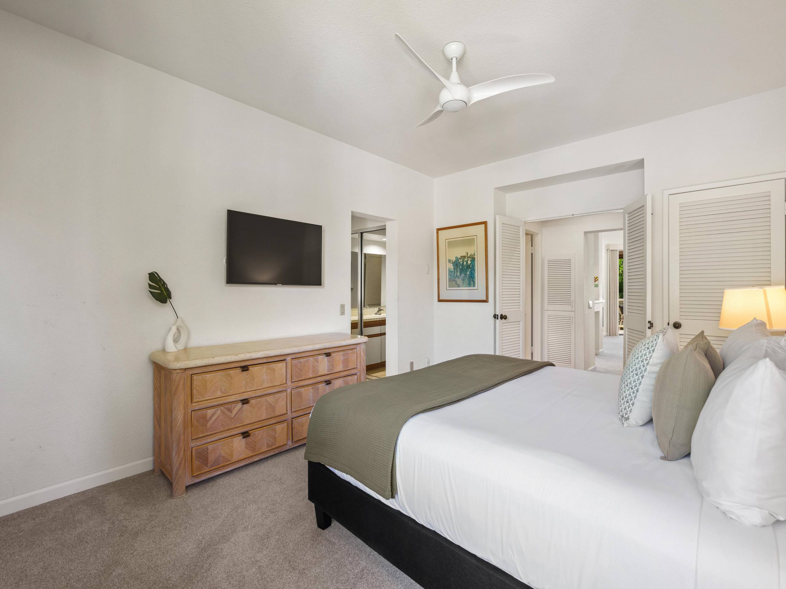 Condo in Kihei · ★4.67 · 1 bedroom · 2 beds · 2 baths - Image 22
