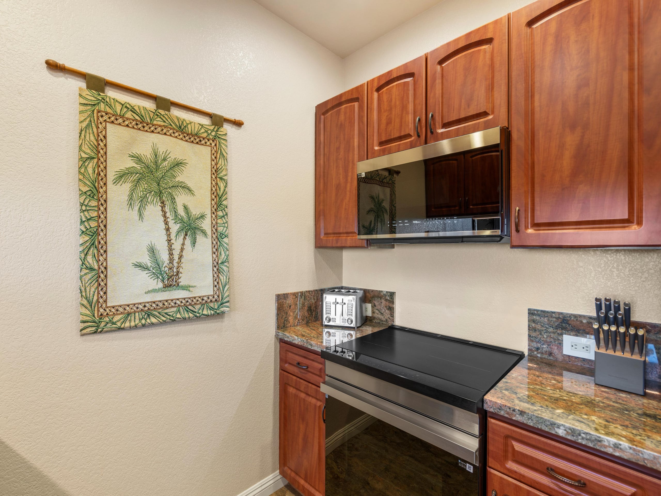 Condo in Kihei · ★4.67 · 1 bedroom · 2 beds · 2 baths - Image 10