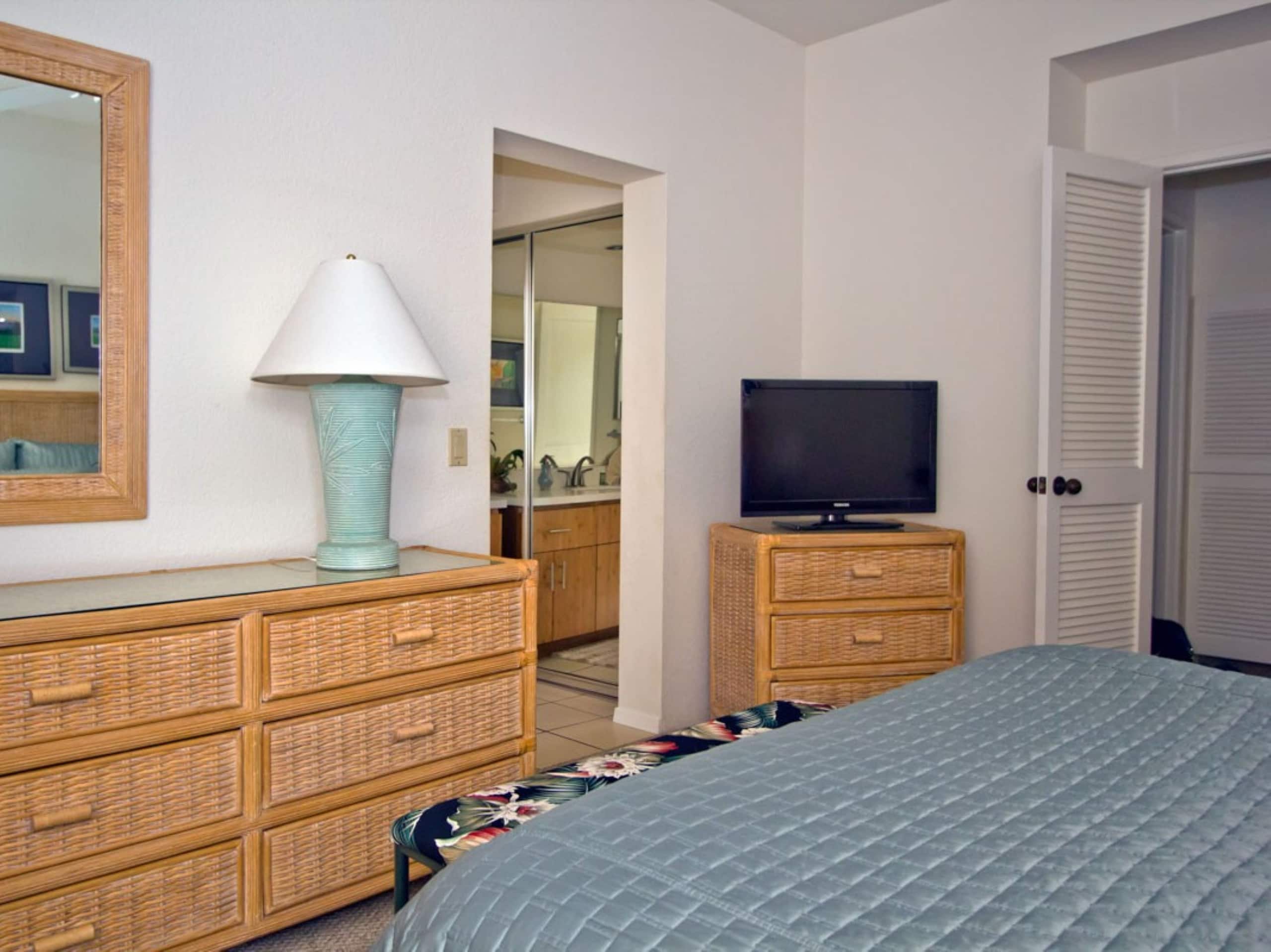 Condo in Kihei · ★5.0 · 1 bedroom · 2 beds · 2 baths - Image 11