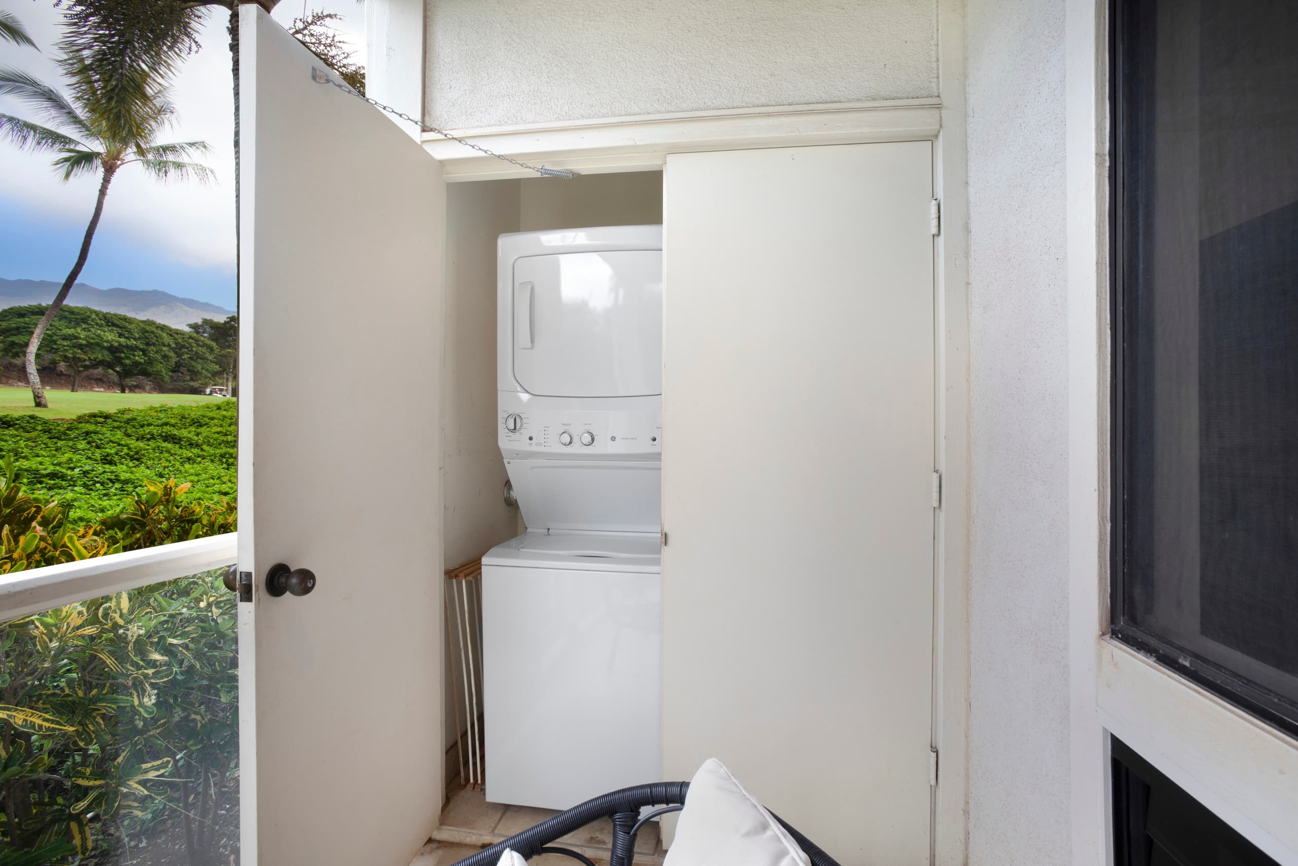 Condo in Kihei · ★4.9 · 3 bedrooms · 3 beds · 2 baths - Image 23