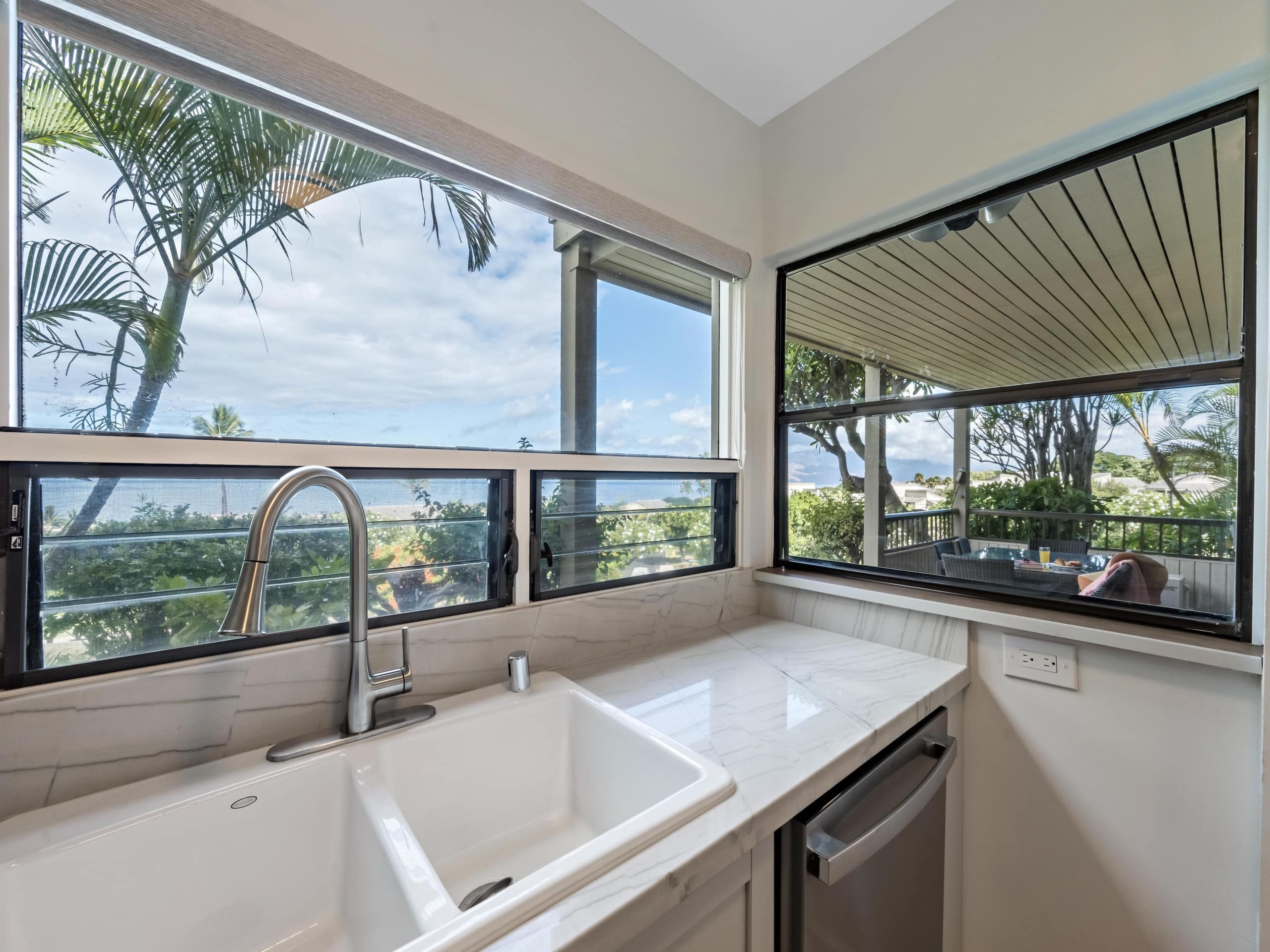 Condo in Kihei · ★4.88 · 2 bedrooms · 4 beds · 2 private baths - Image 11