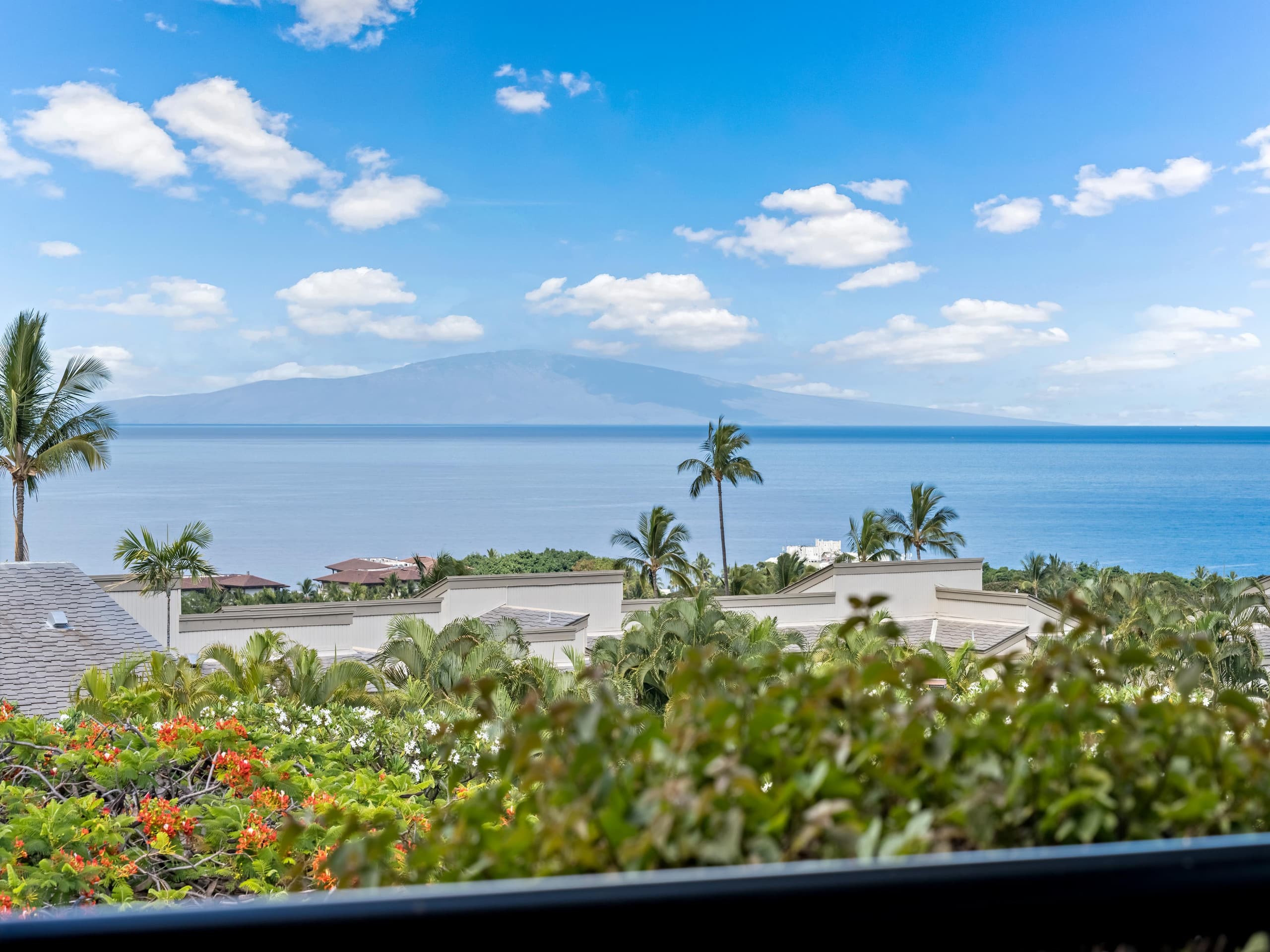 Condo in Kihei · ★4.88 · 2 bedrooms · 4 beds · 2 private baths - Image 1