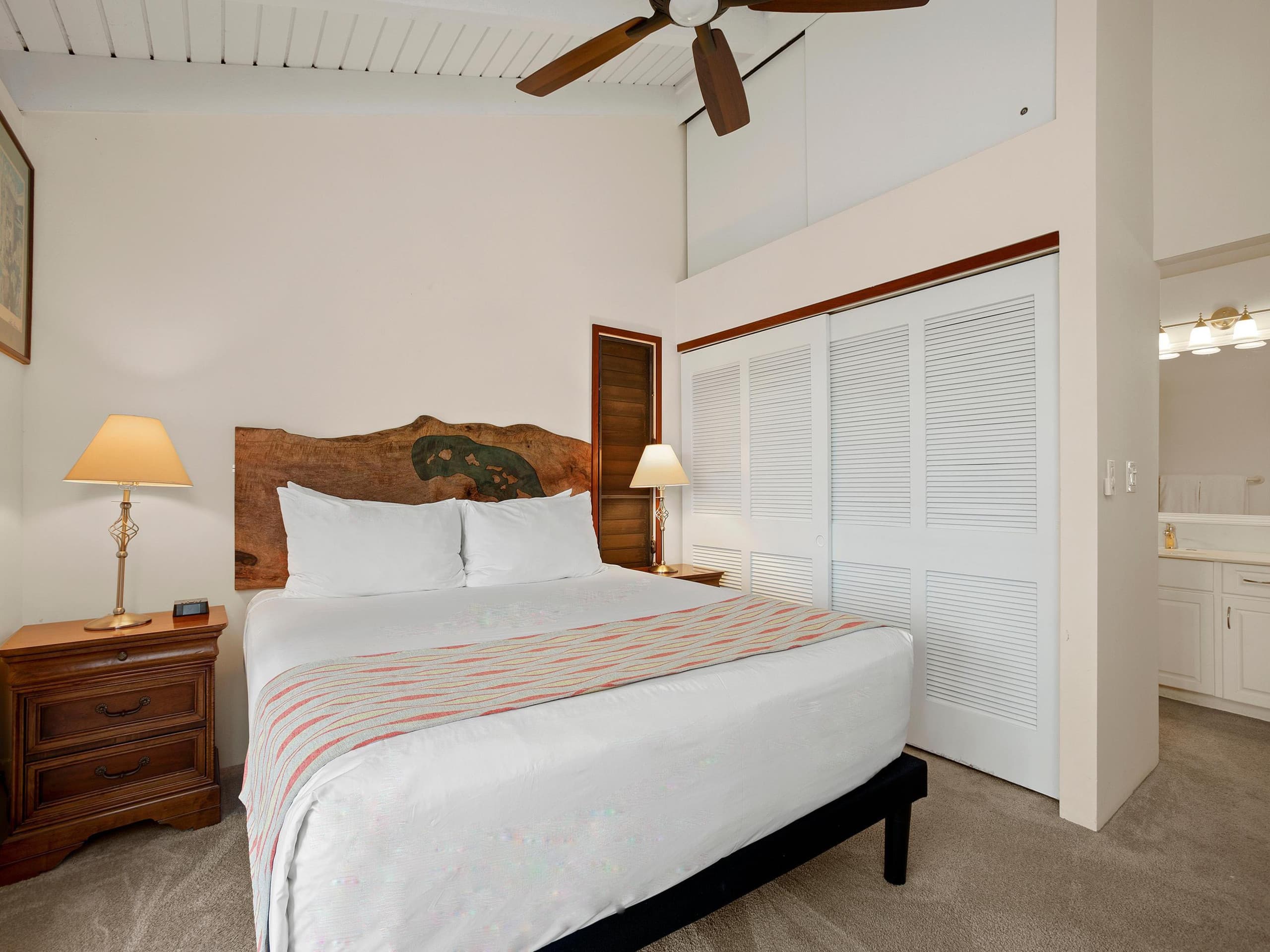 Condo in Kihei · ★4.75 · 1 bedroom · 2 beds · 2 baths - Image 14