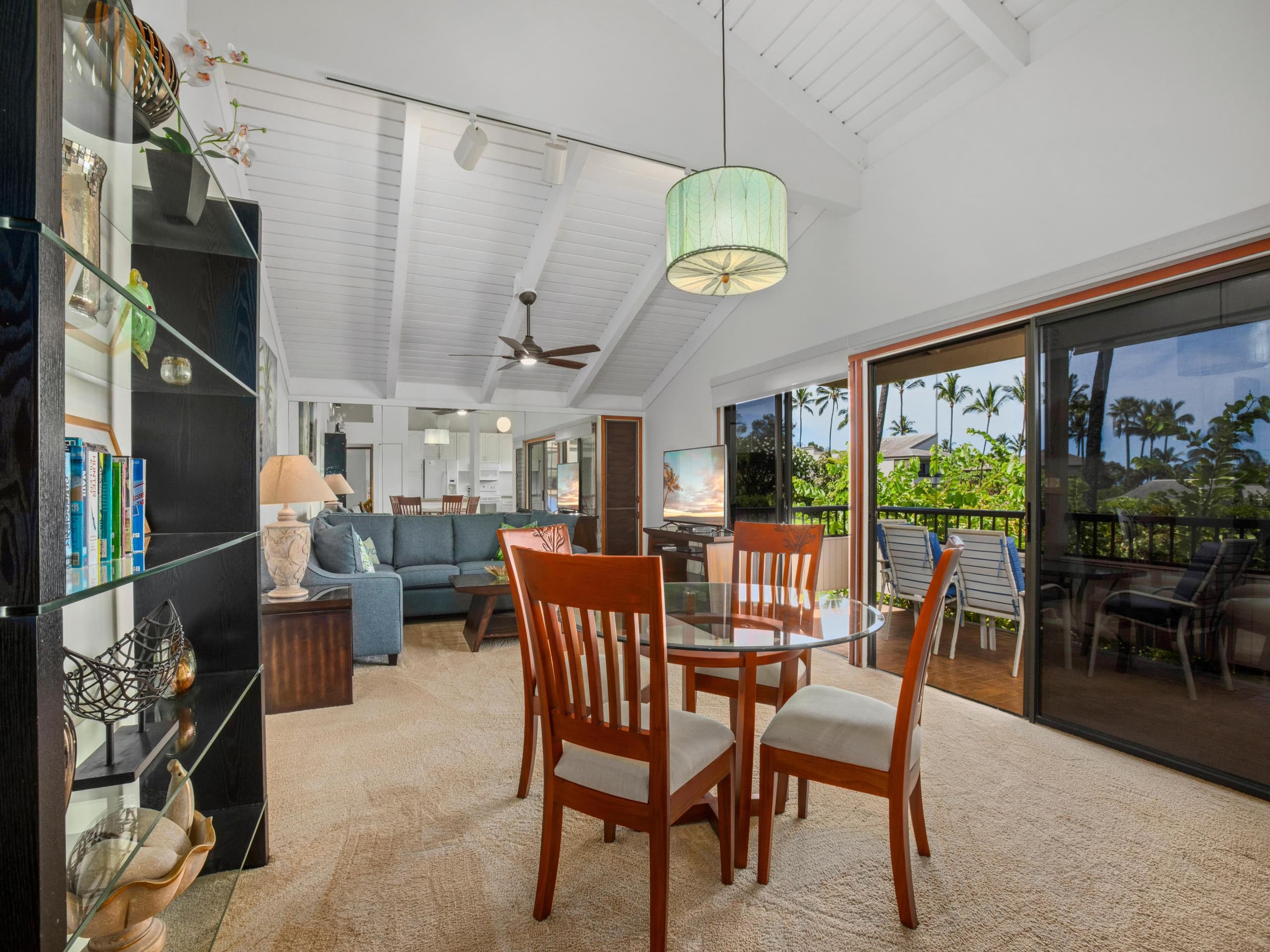 Condo in Kihei · ★4.75 · 1 bedroom · 2 beds · 2 baths - Image 4