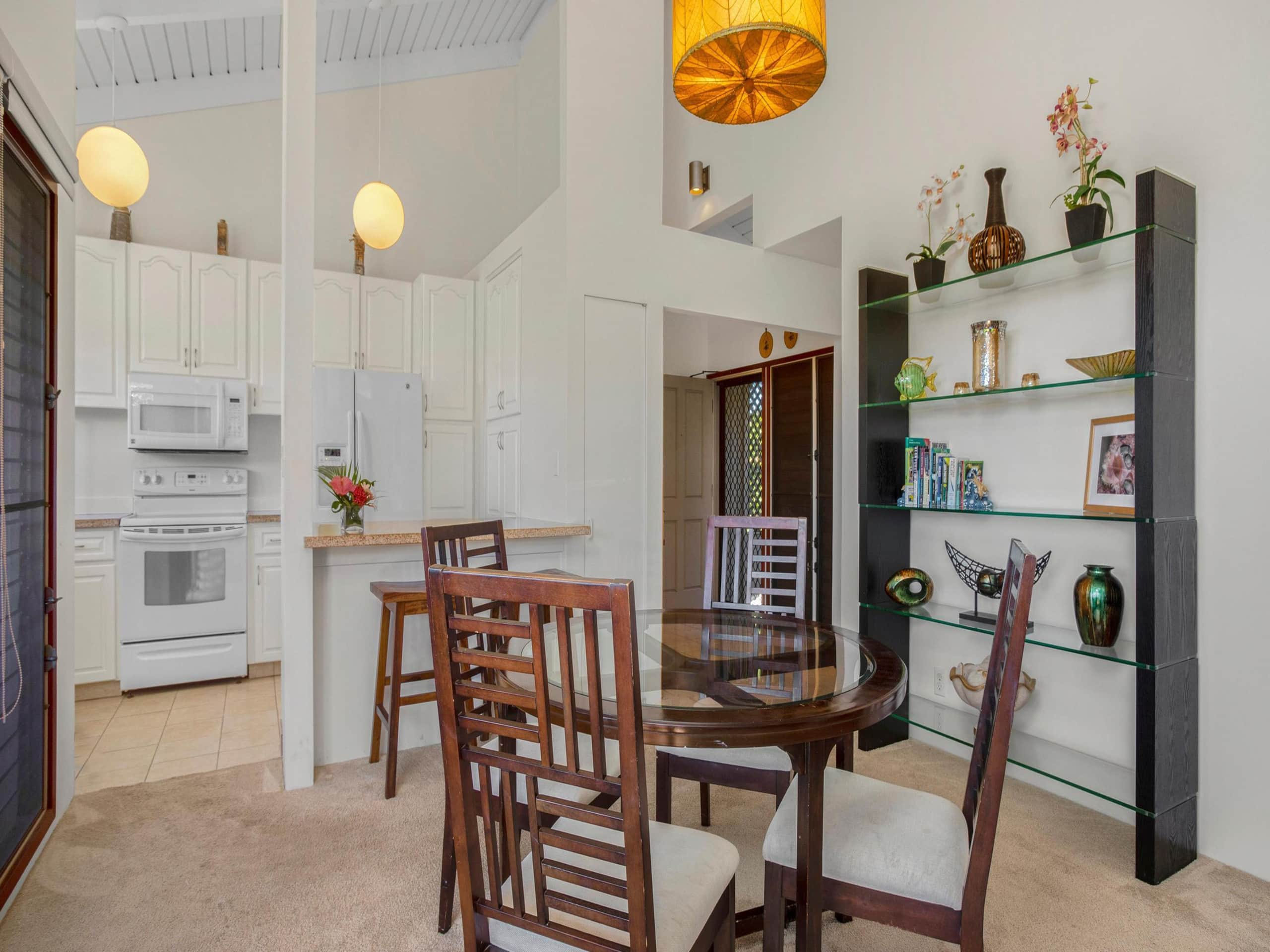 Condo in Kihei · ★4.75 · 1 bedroom · 2 beds · 2 baths - Image 10
