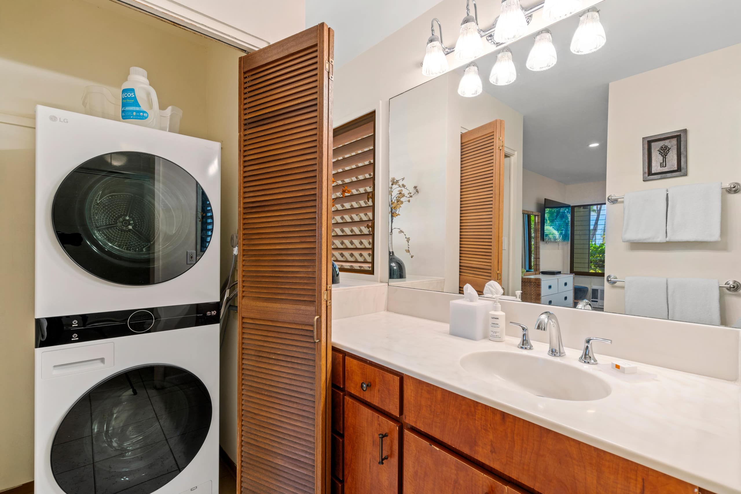 Condo in Kihei · ★4.4 · 1 bedroom · 2 beds · 2 baths - Image 17