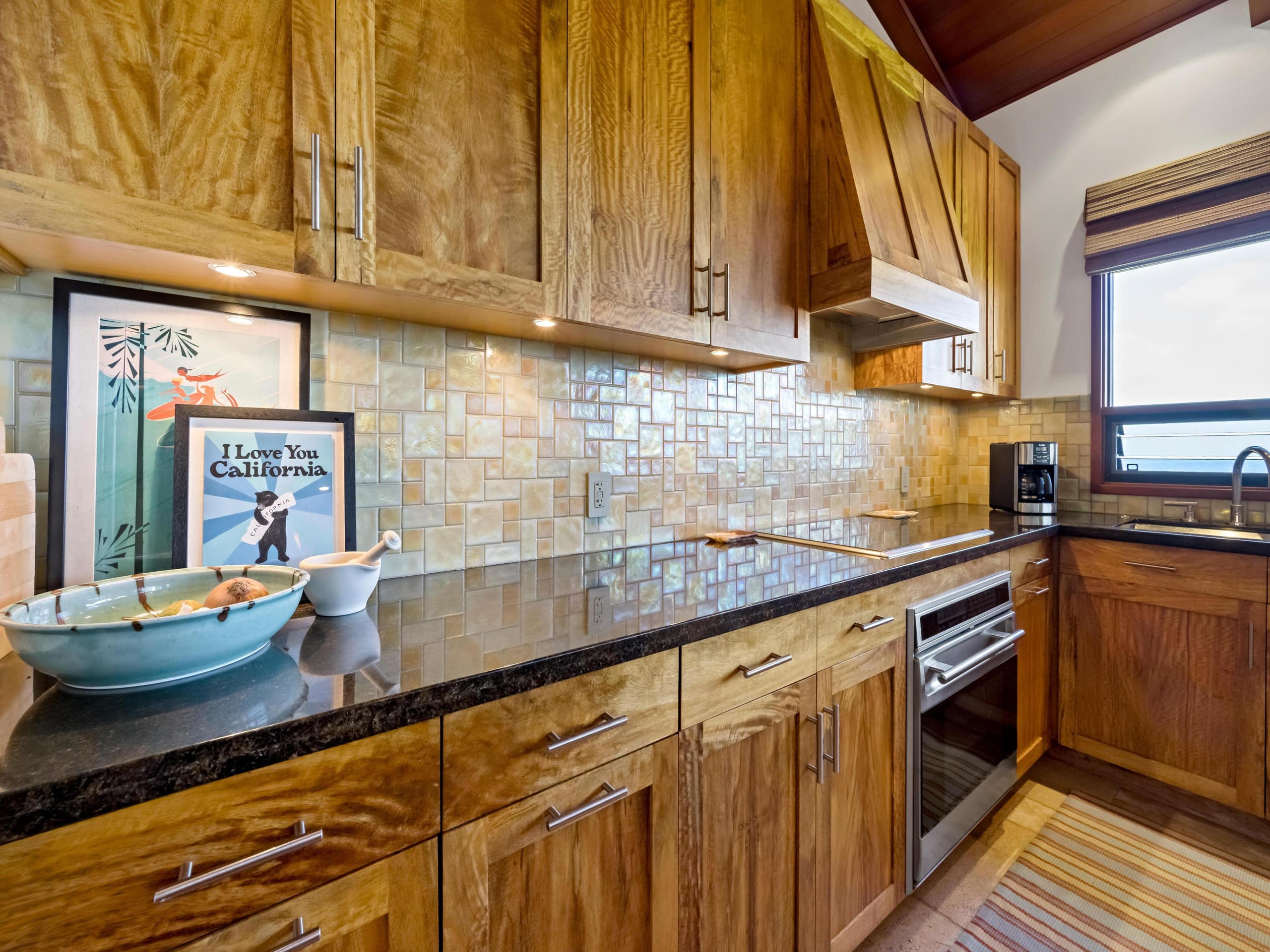Condo in Kihei · ★4.91 · 1 bedroom · 1 bed · 2 baths - Image 3