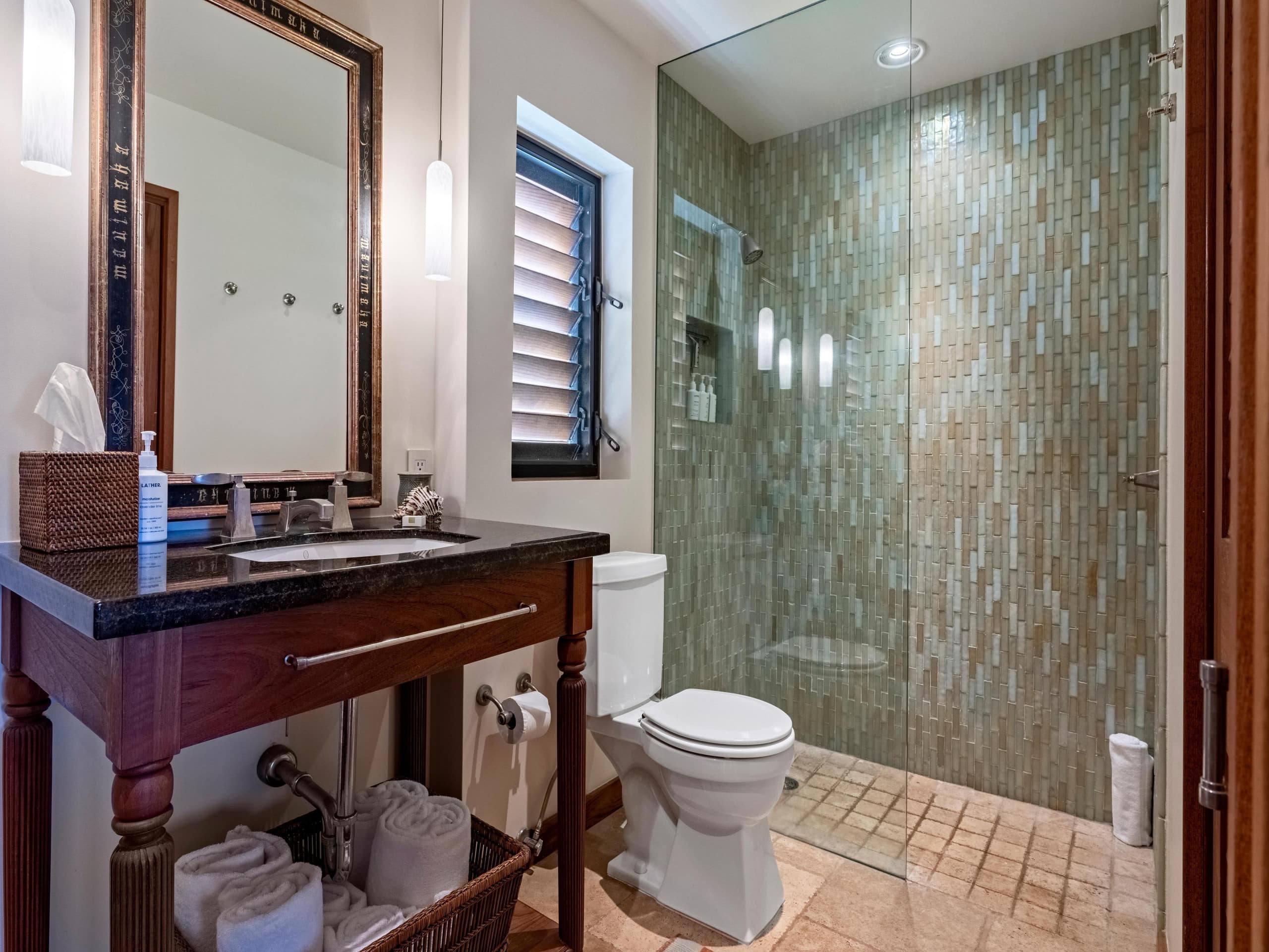 Condo in Kihei · ★4.91 · 1 bedroom · 1 bed · 2 baths - Image 5