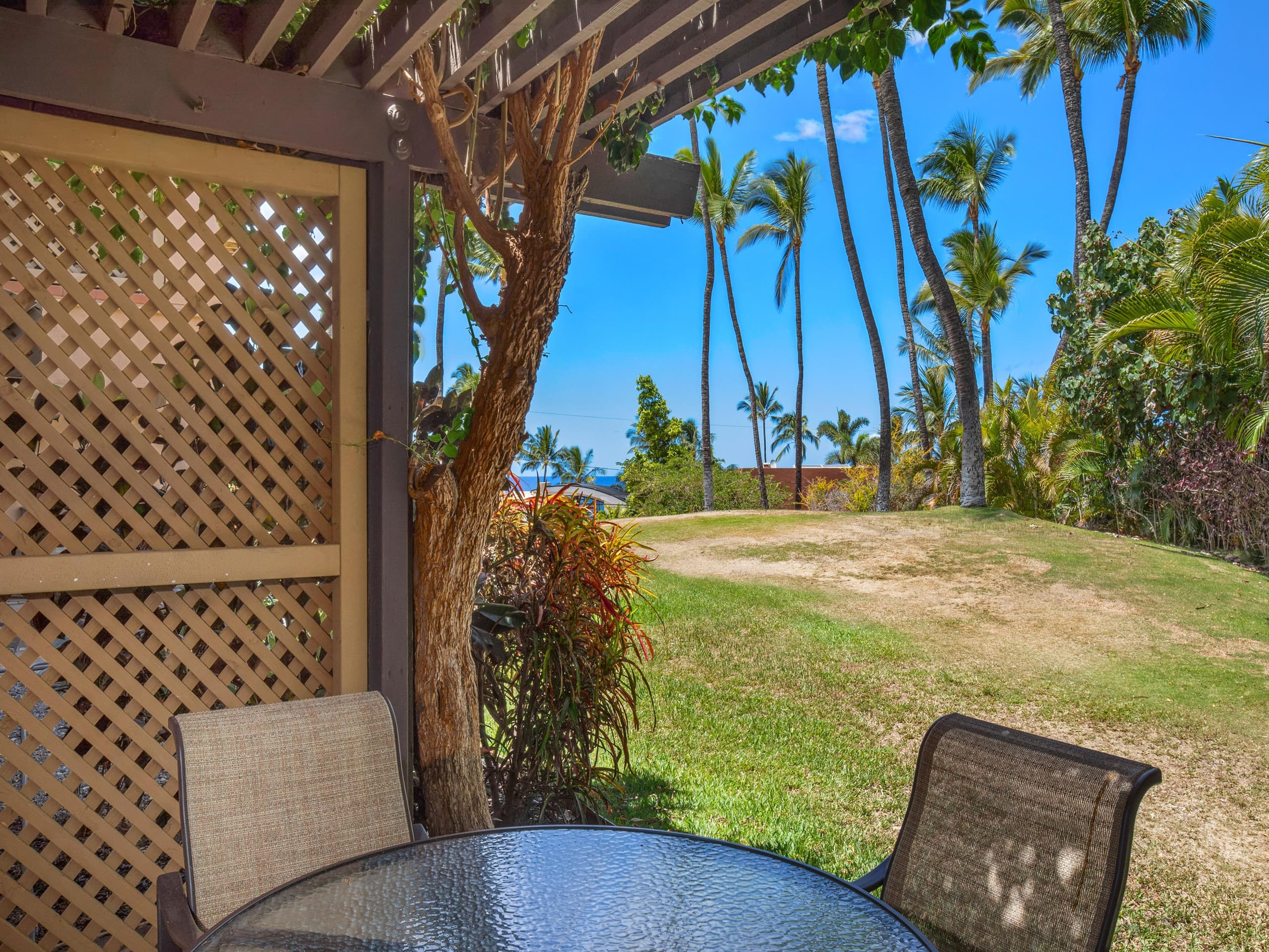 Condo in Kihei · ★4.71 · 1 bedroom · 2 beds · 2 baths - Image 13