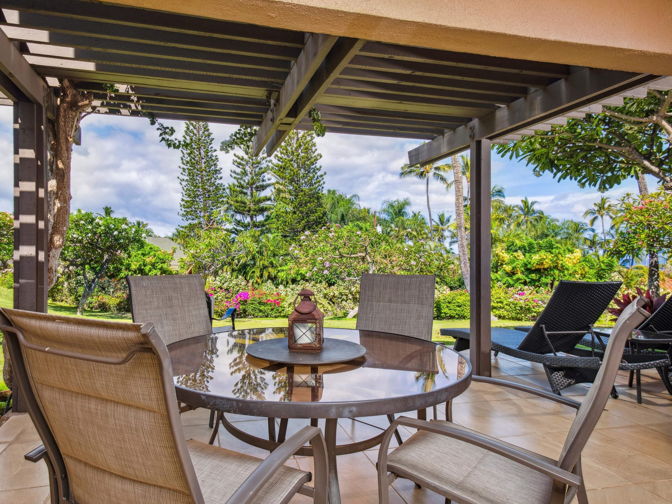 Condo in Kihei · ★5.0 · 2 bedrooms · 4 beds · 2.5 baths - Image 1