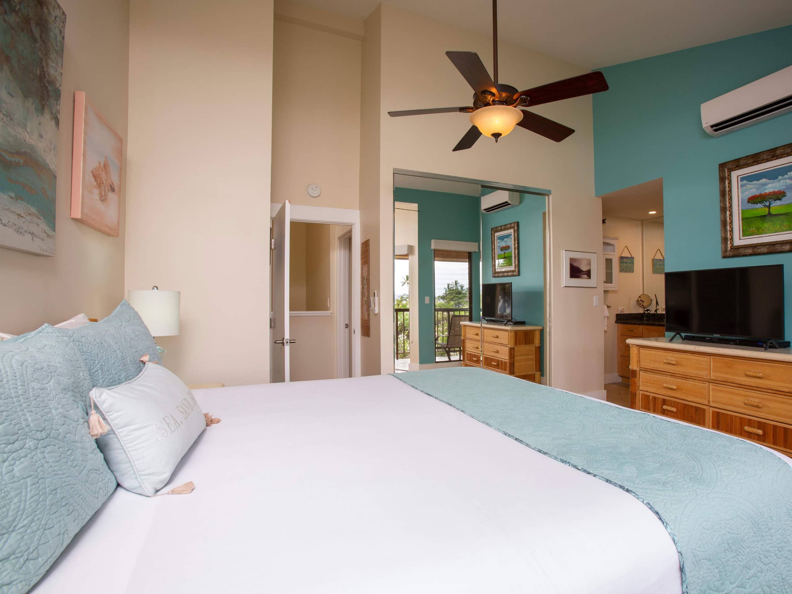 Condo in Kihei · ★5.0 · 2 bedrooms · 4 beds · 2.5 baths - Image 13