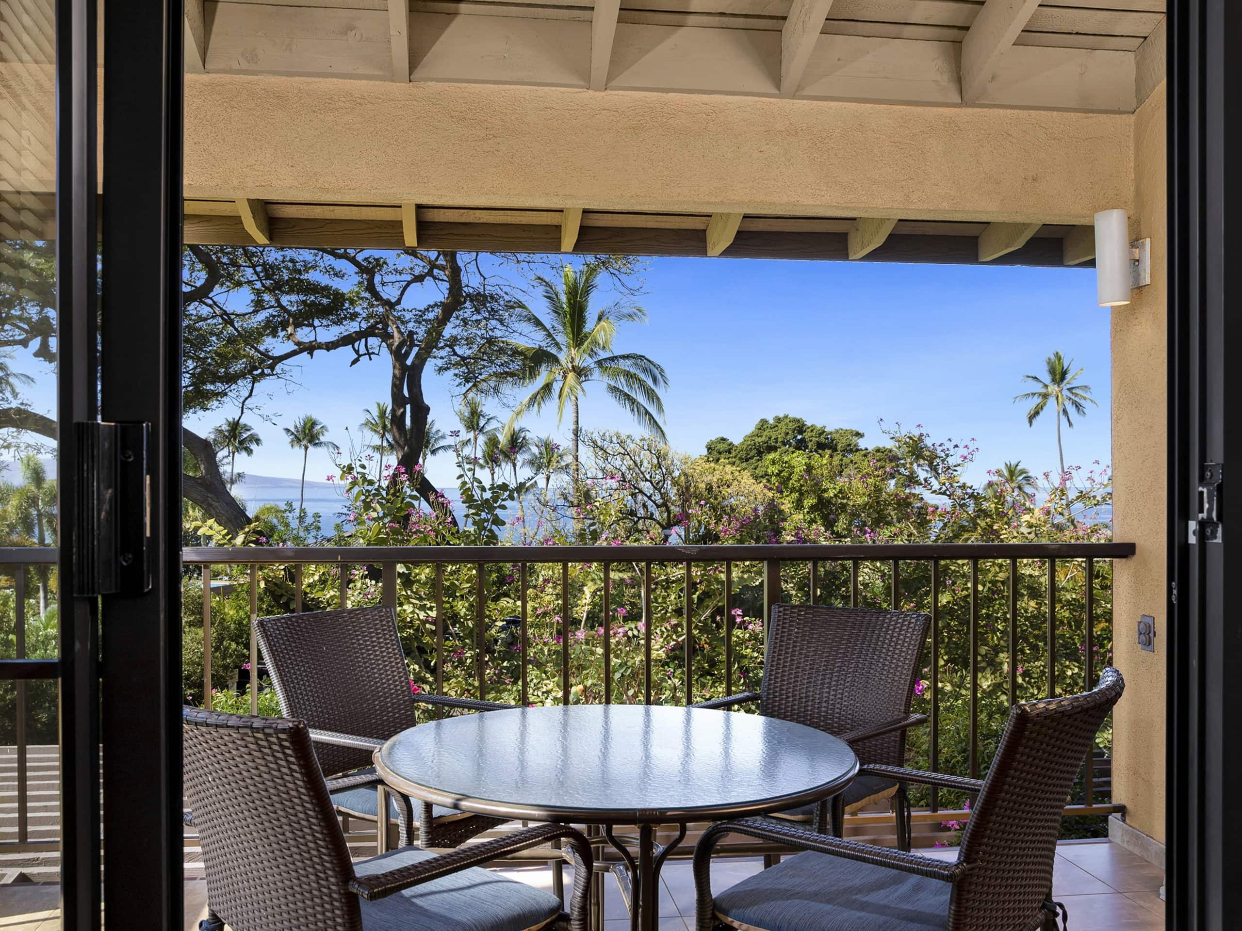 Condo in Kihei · ★5.0 · 2 bedrooms · 3 beds · 2 baths - Image 14