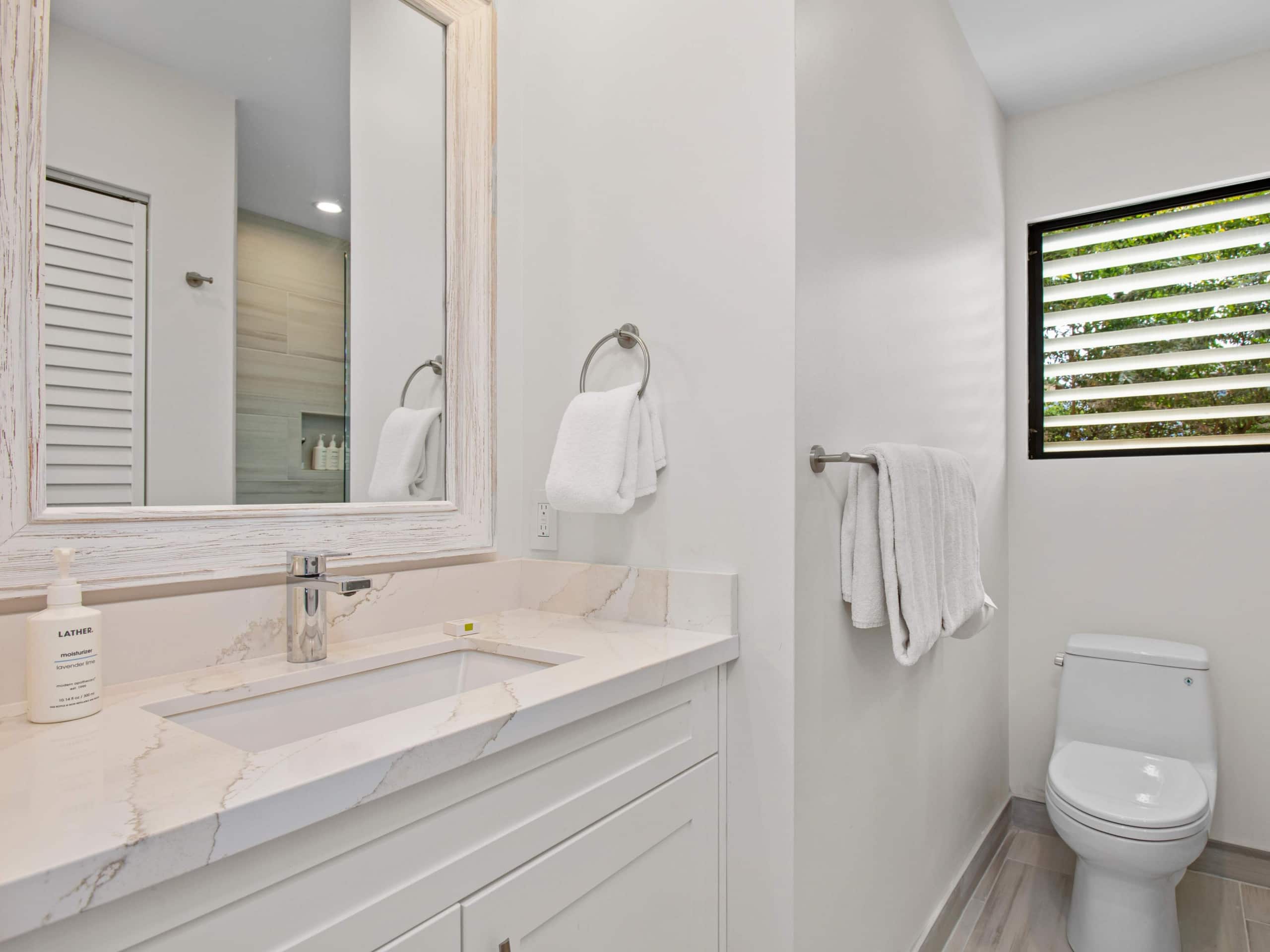 Condo in Kihei · ★5.0 · 1 bedroom · 2 beds · 2 baths - Image 15