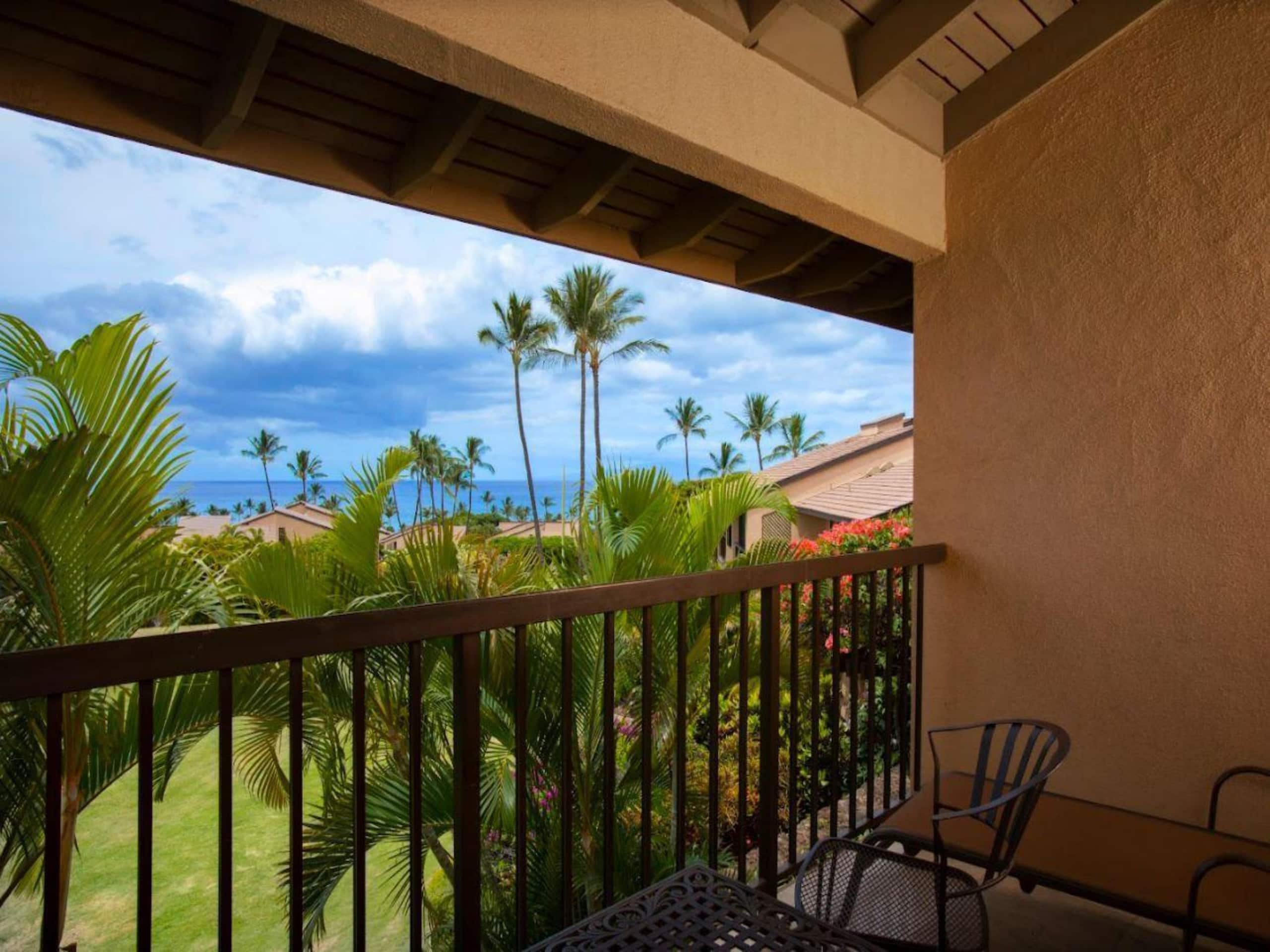 Condo in Kihei · ★4.9 · 2 bedrooms · 4 beds · 2 baths - Image 12