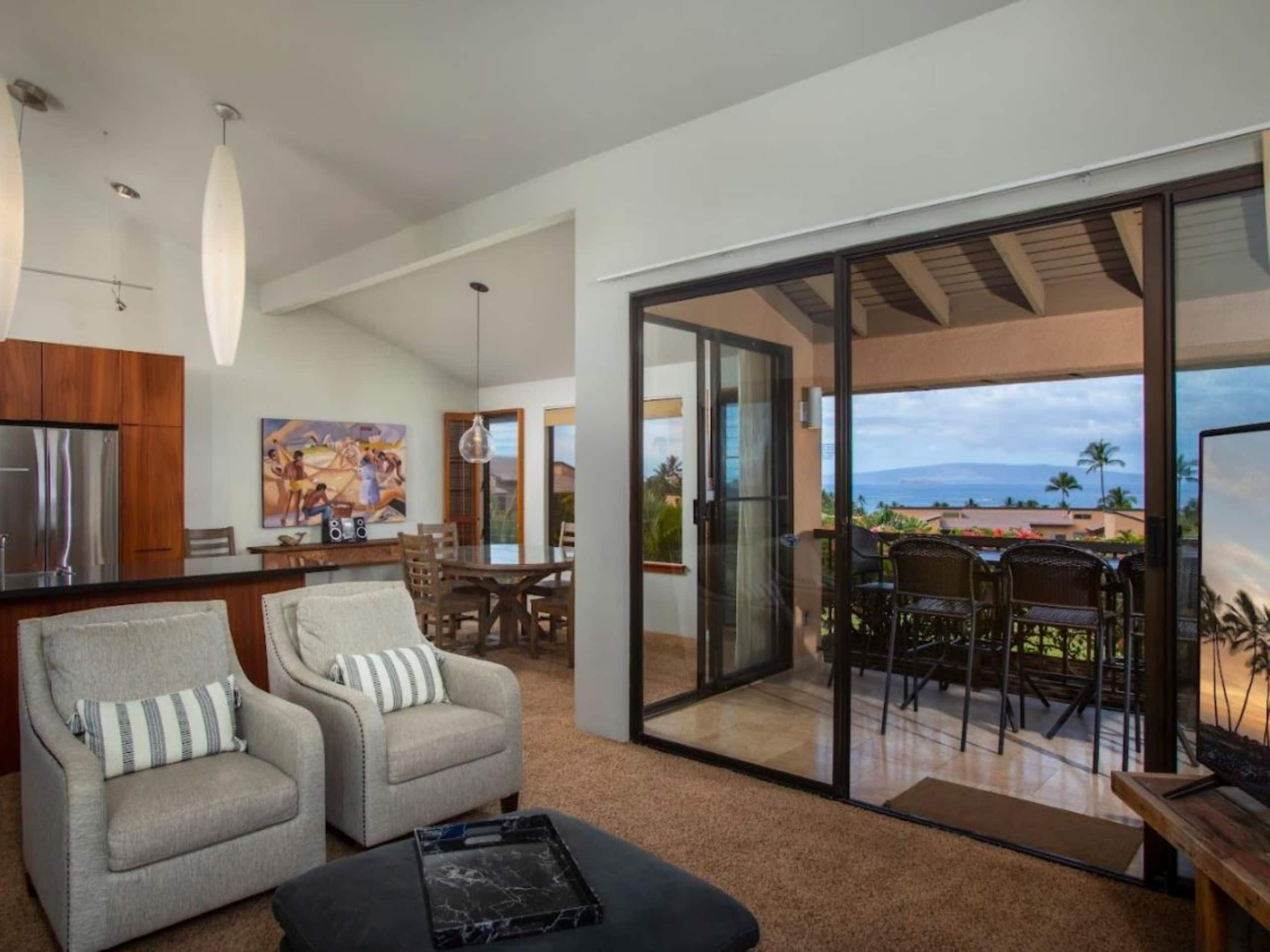 Condo in Kihei · ★4.9 · 2 bedrooms · 4 beds · 2 baths - Image 2