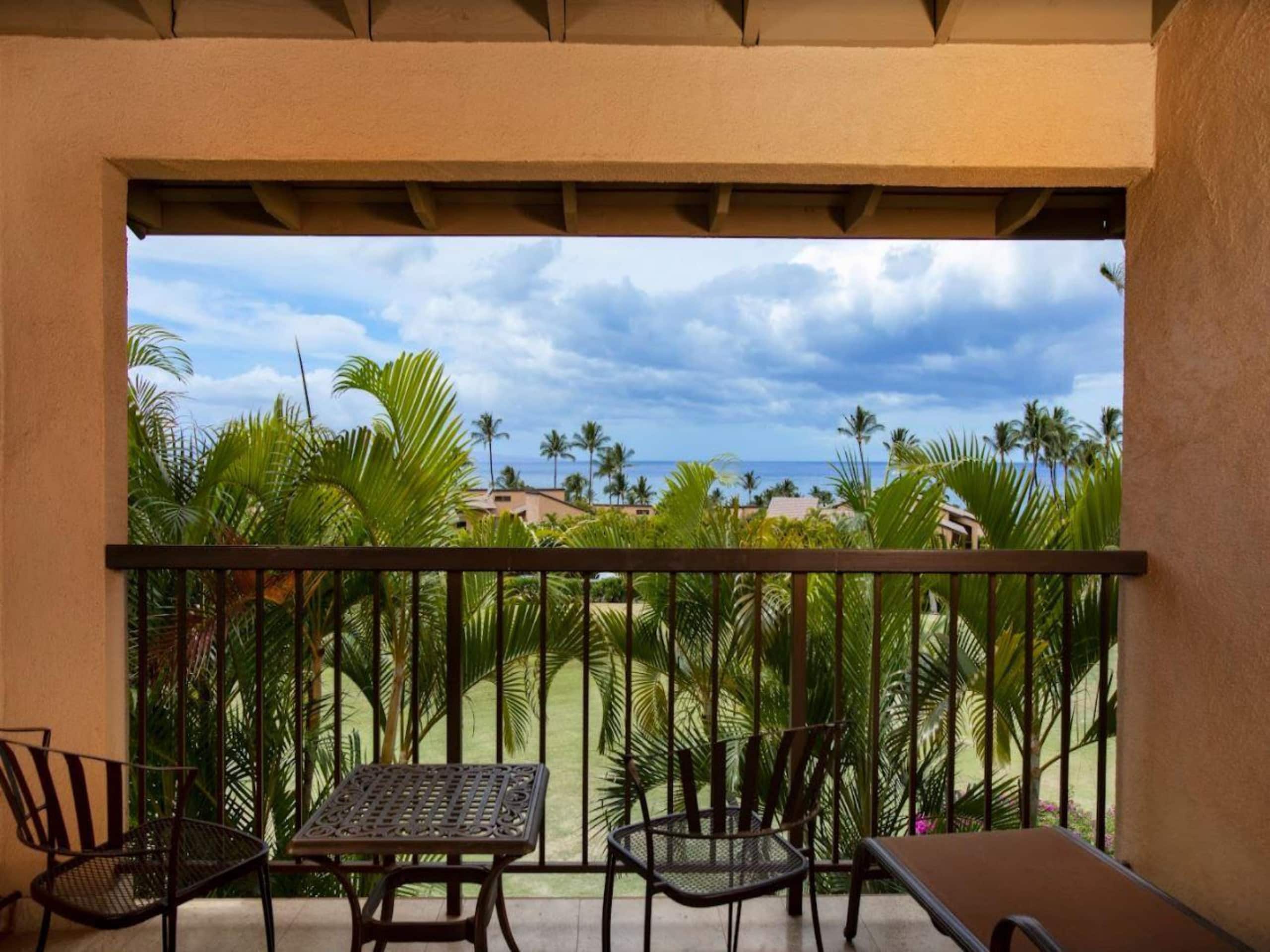 Condo in Kihei · ★4.9 · 2 bedrooms · 4 beds · 2 baths - Image 11