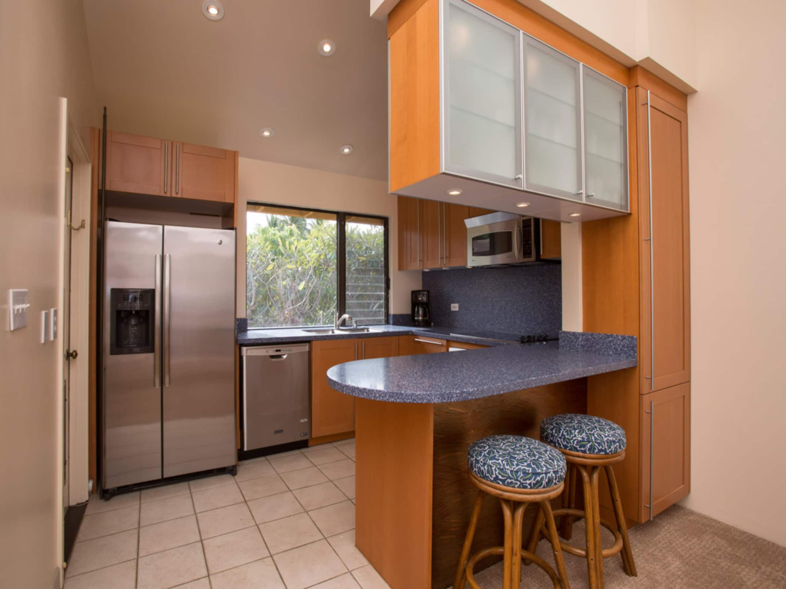 Condo in Kihei · ★4.67 · 1 bedroom · 2 beds · 1 bath - Image 9