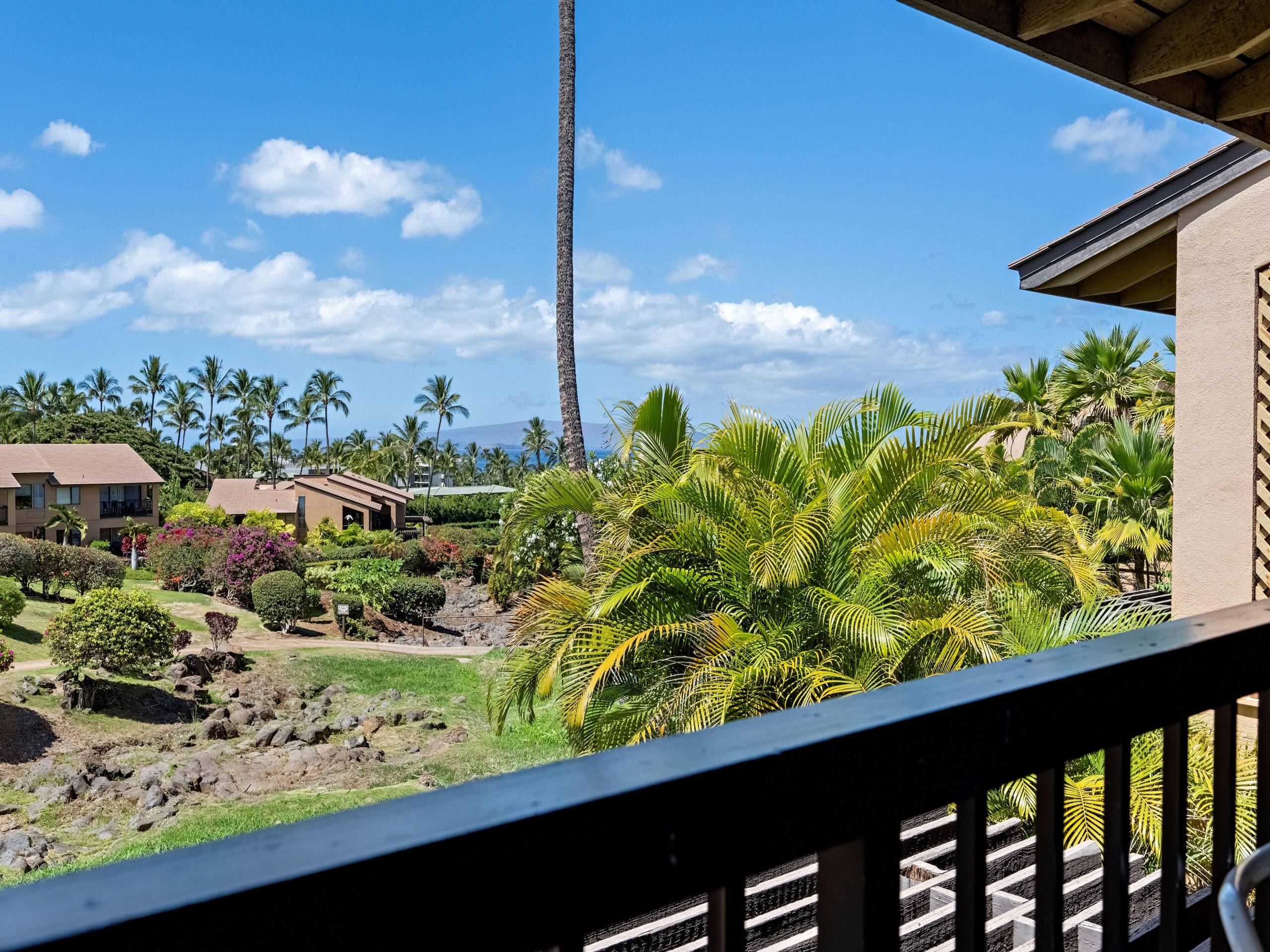 Condo in Kihei · ★4.71 · 1 bedroom · 2 beds · 1 bath - Image 10