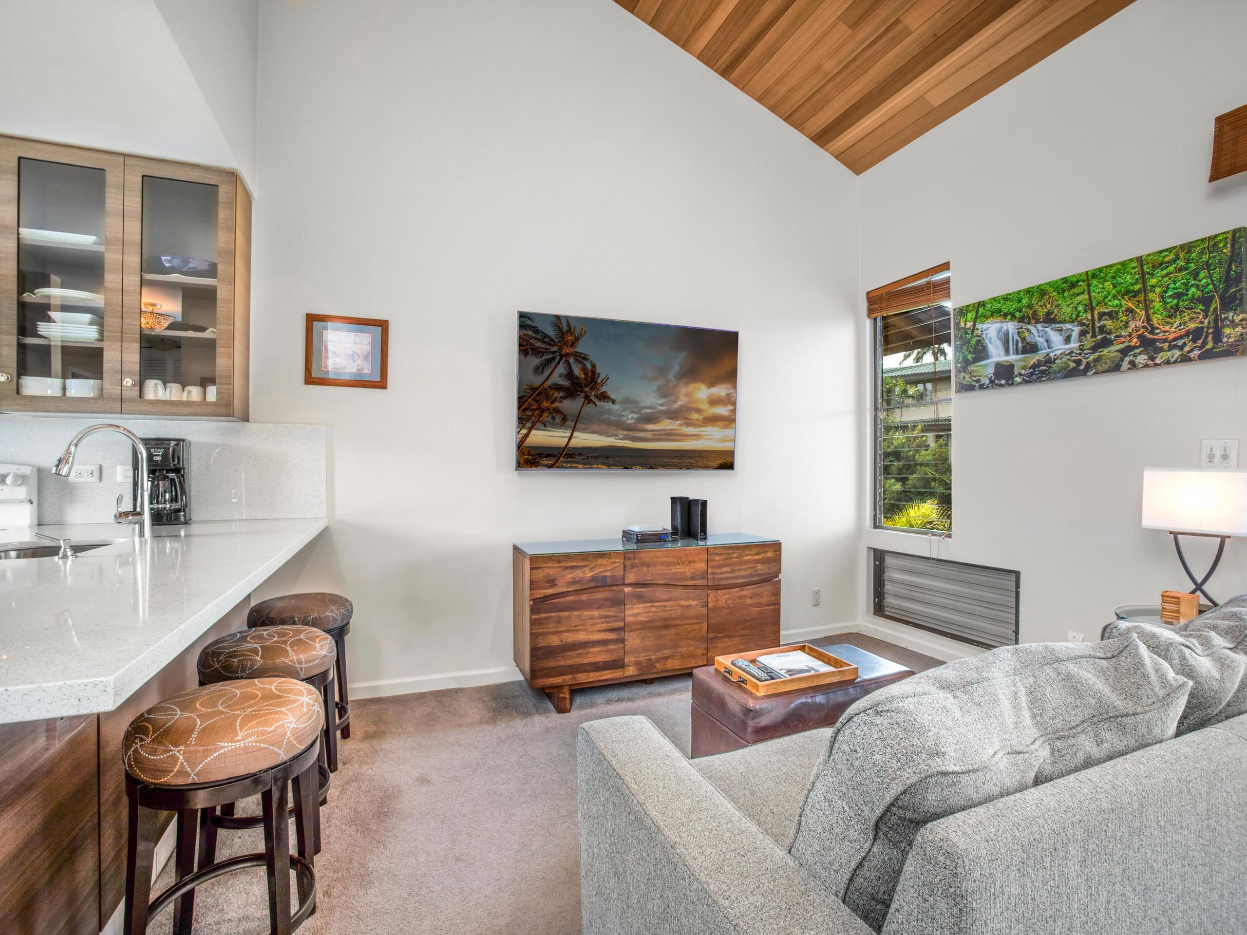Condo in Kihei · ★5.0 · Studio · 1 bed · 1 bath - Image 5