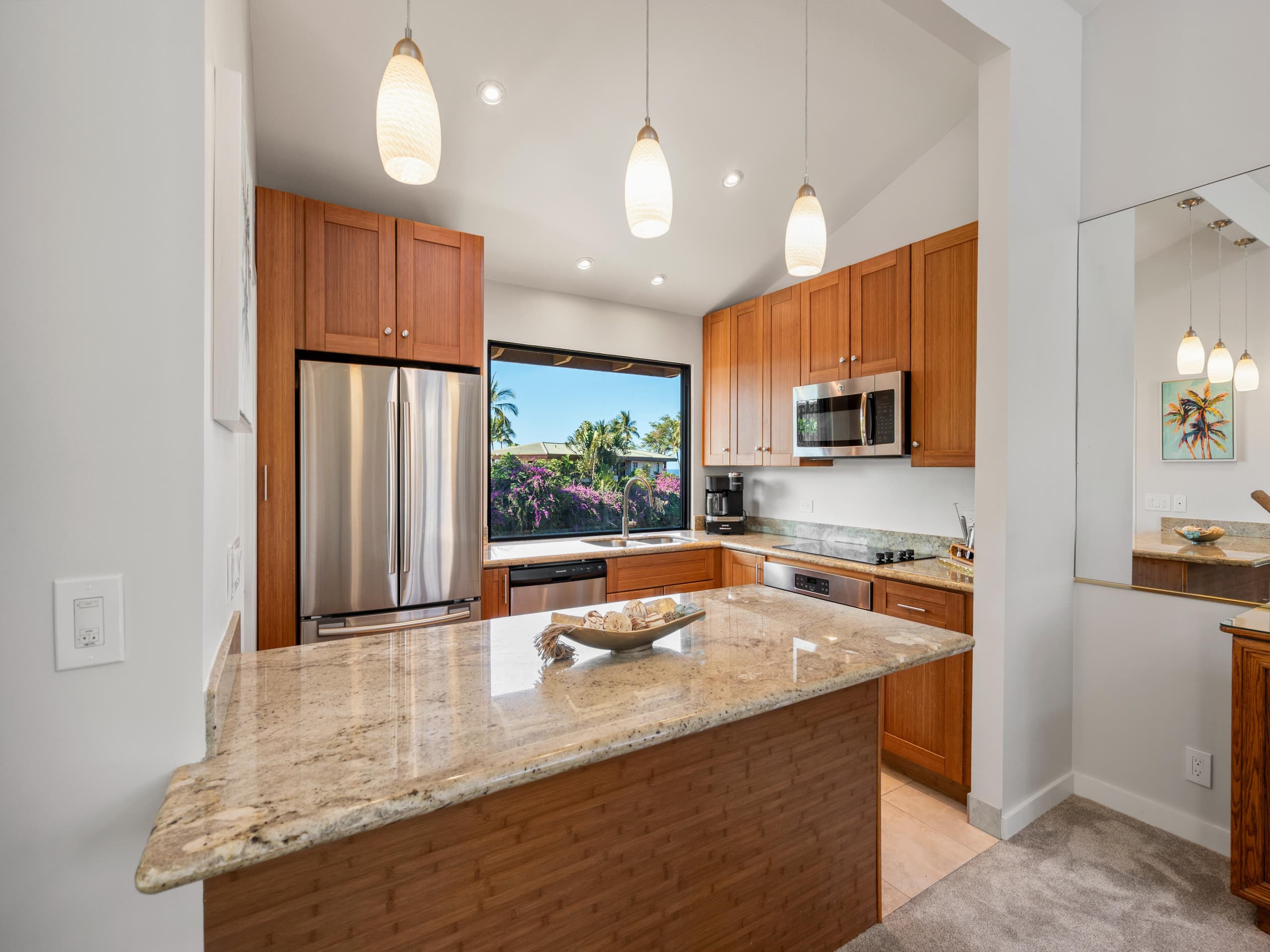 Condo in Kihei · ★4.8 · 1 bedroom · 2 beds · 2 baths - Image 8