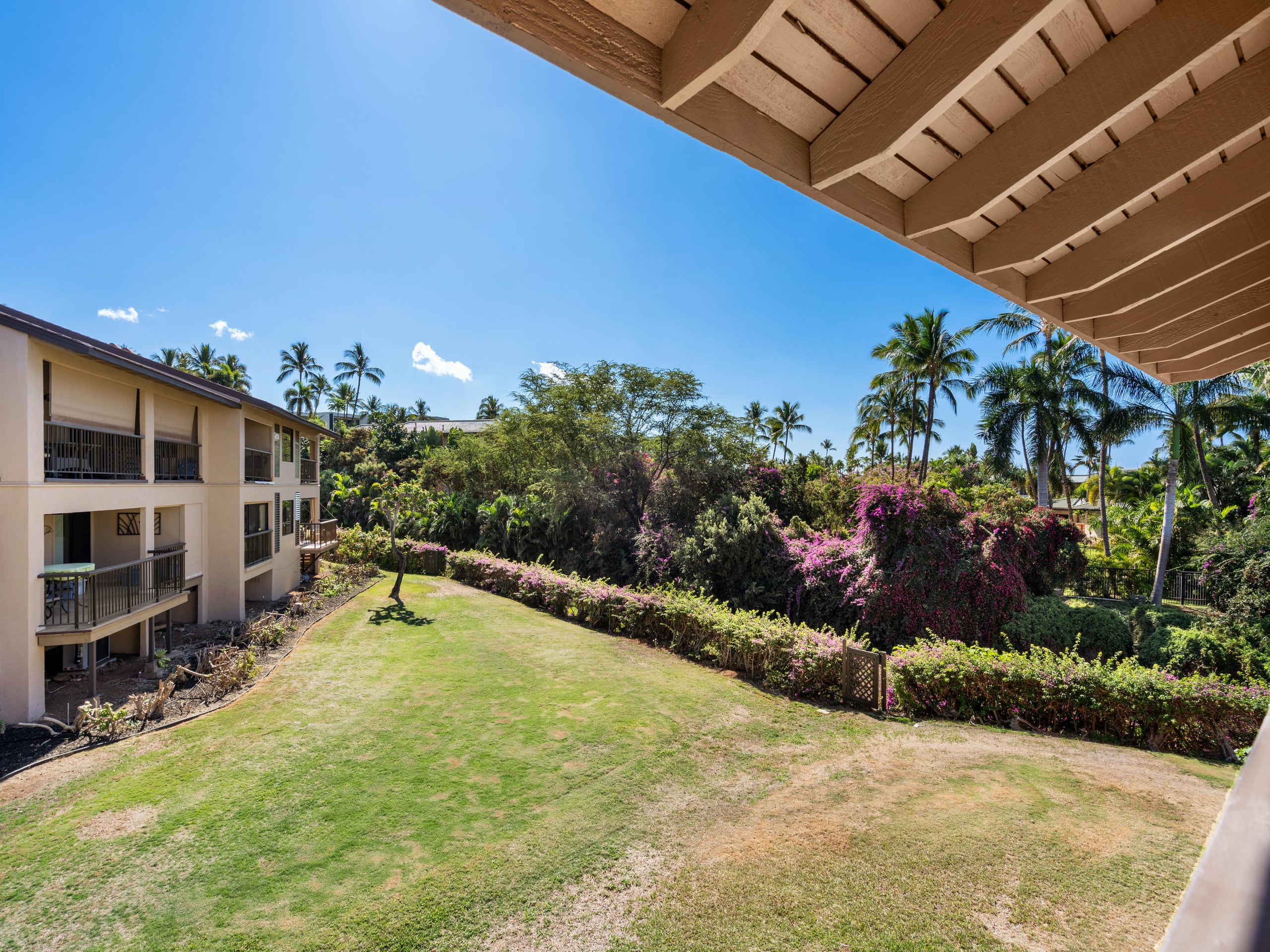 Condo in Kihei · ★4.8 · 1 bedroom · 2 beds · 2 baths - Image 26