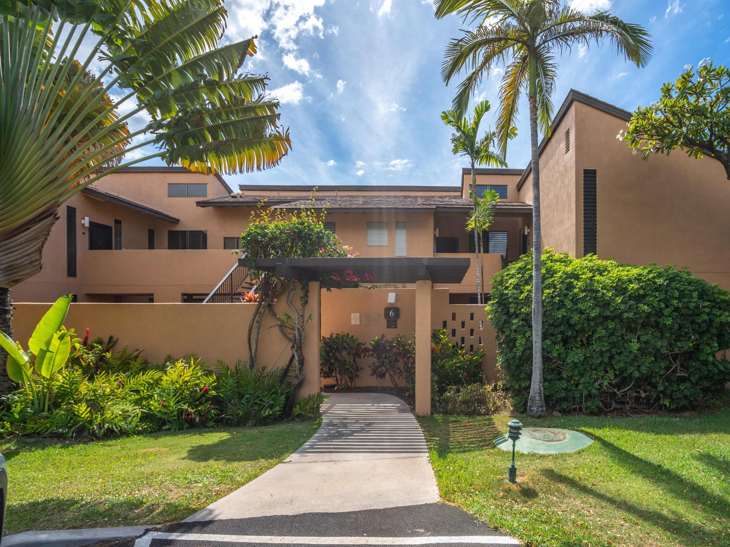 Condo in Kihei · ★4.8 · 1 bedroom · 2 beds · 2 baths - Image 30