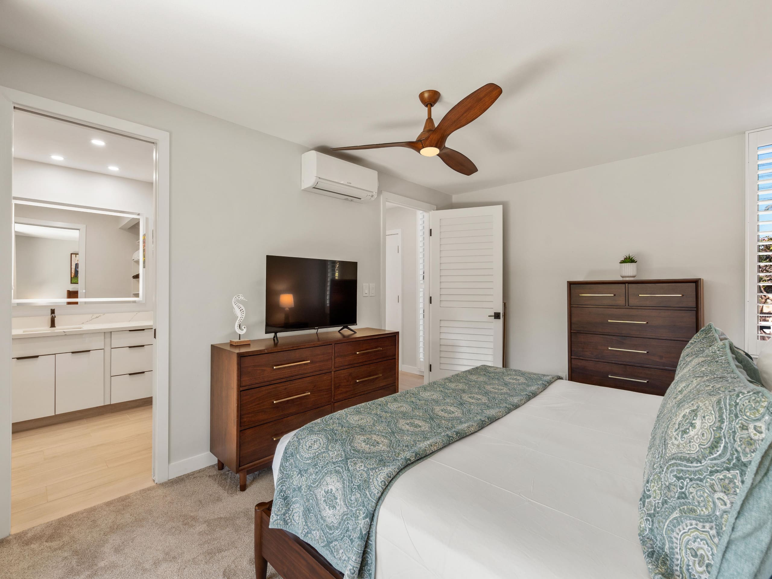 Condo in Kihei · ★4.8 · 1 bedroom · 2 beds · 2 baths - Image 23