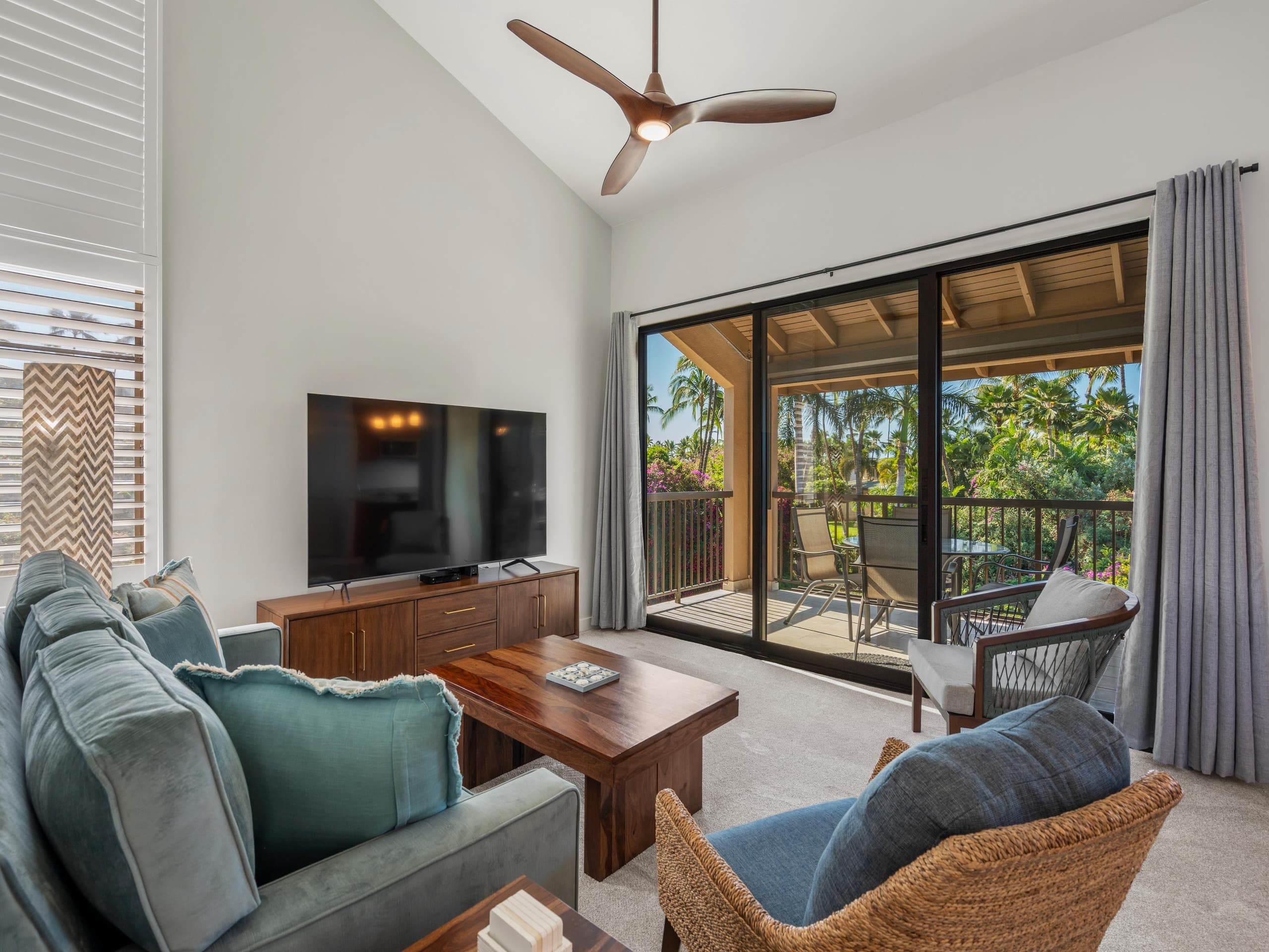 Condo in Kihei · ★4.8 · 1 bedroom · 2 beds · 2 baths - Image 2
