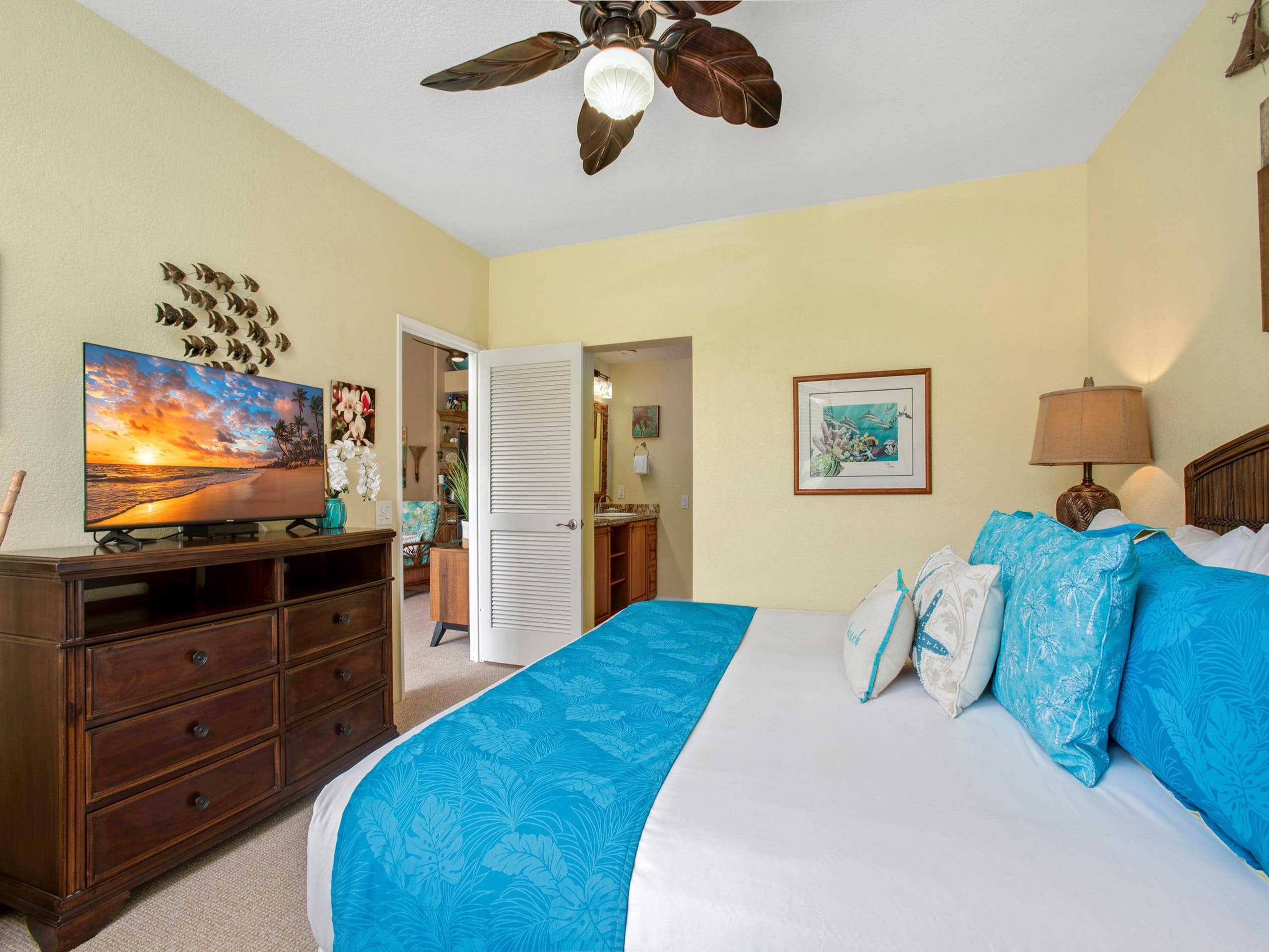 Condo in Kihei · ★4.5 · 2 bedrooms · 3 beds · 2 baths - Image 13