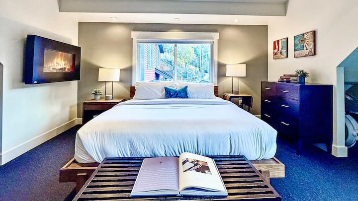 A Romantic Getaway That's Steps From Main Street. - Park City, UT