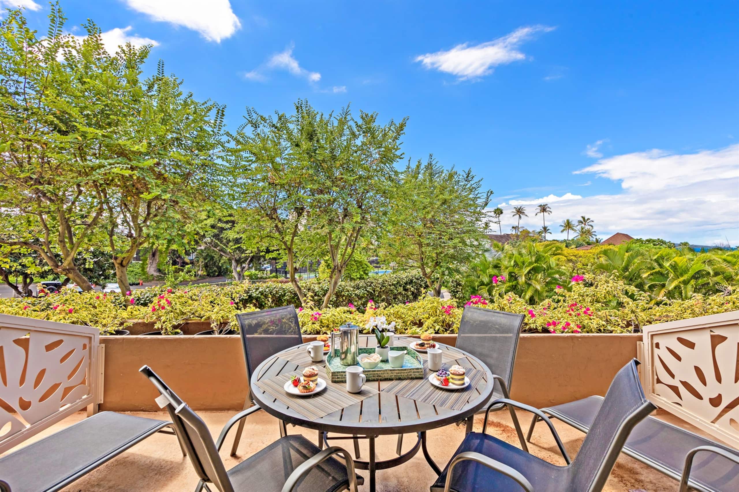 Condo in Lahaina · ★4.9 · Studio · 2 beds · 1 private bath - Image 11