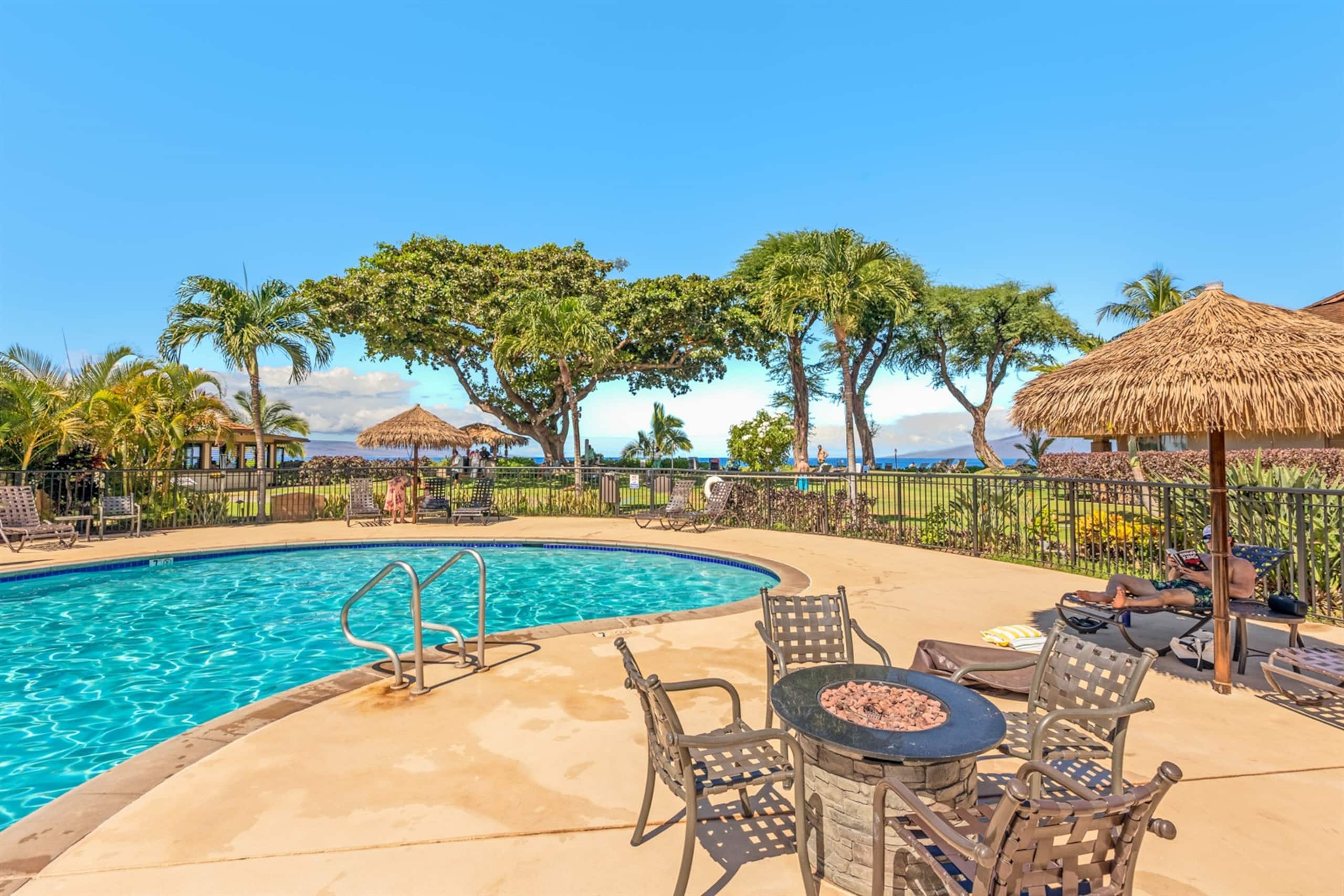 Condo in Lahaina · ★4.9 · Studio · 2 beds · 1 private bath - Image 33