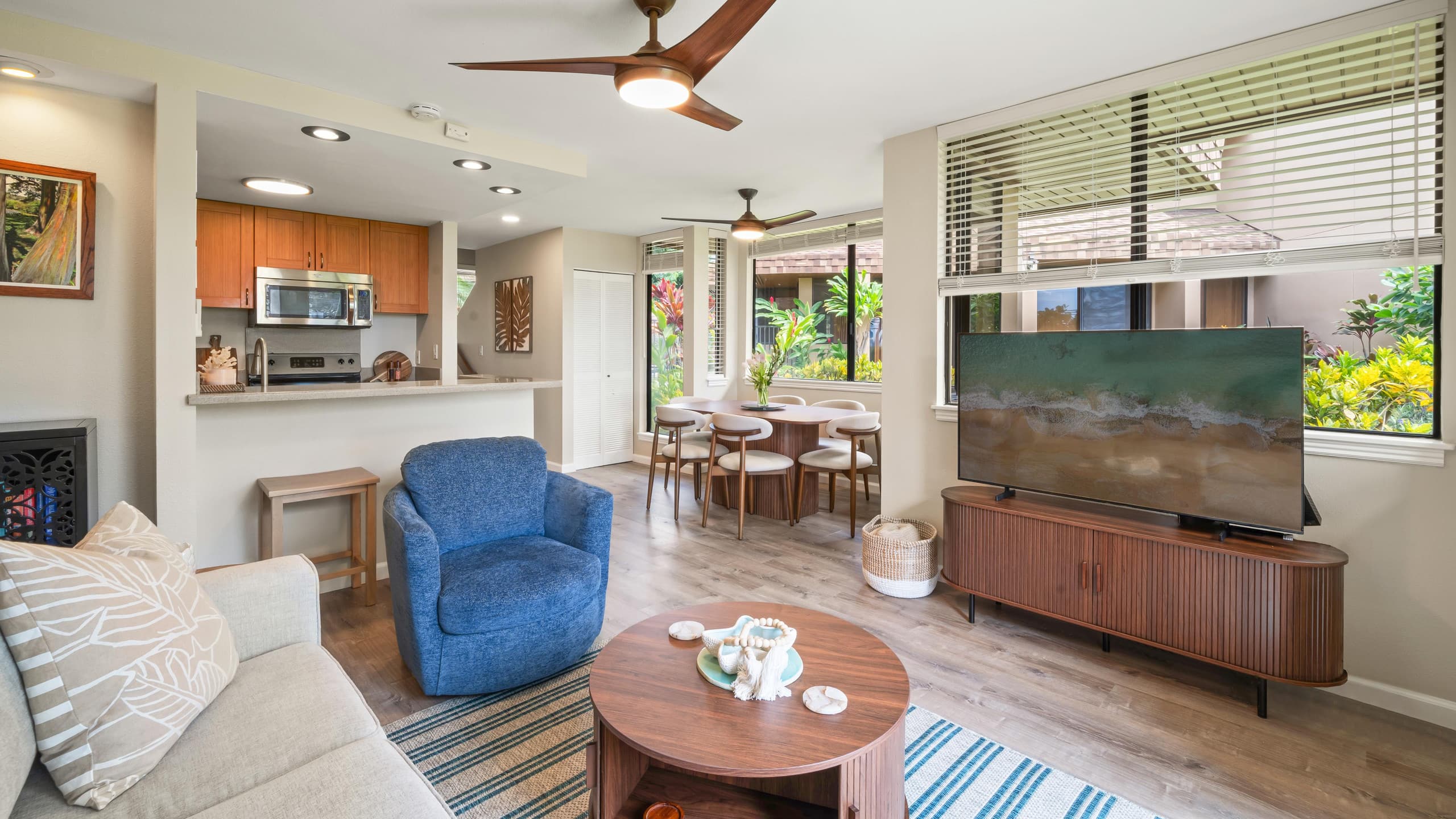 New | Intro Pricing | Steps to Beach | KBC C109 - Image 4