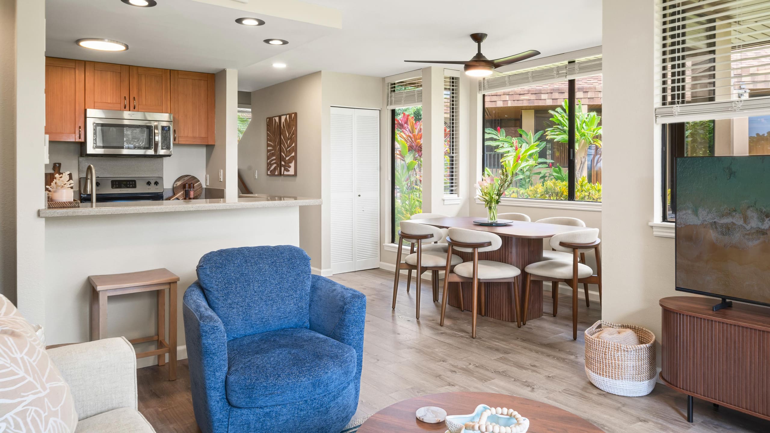 New | Intro Pricing | Steps to Beach | KBC C109 - Image 15