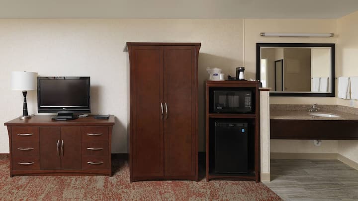 Downtown Salt Lake City | 1 Unit | Breakfast Incl. - Salt Lake City, UT