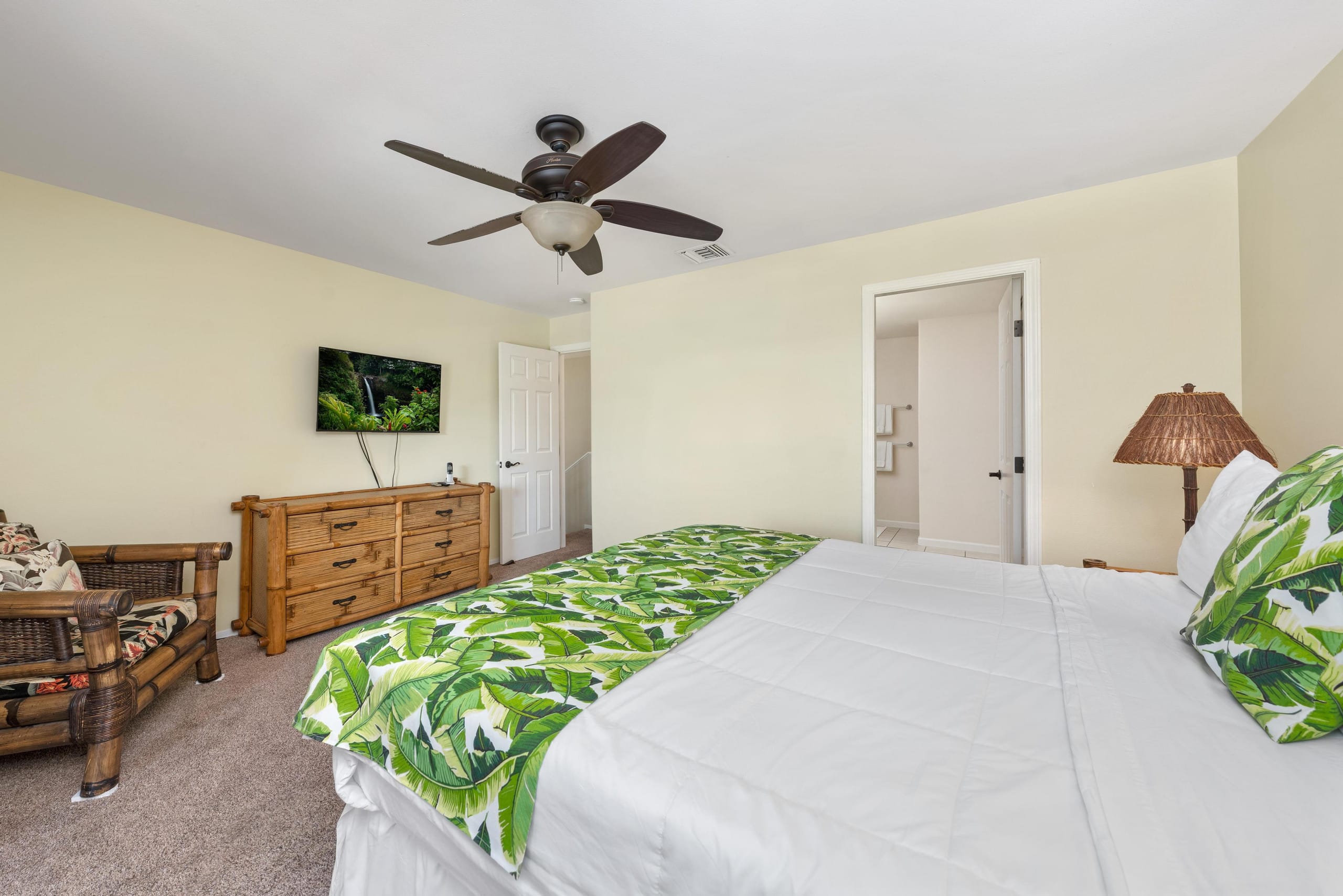 2BR Waikoloa townhome w/ pools and hot tub - Photo 13