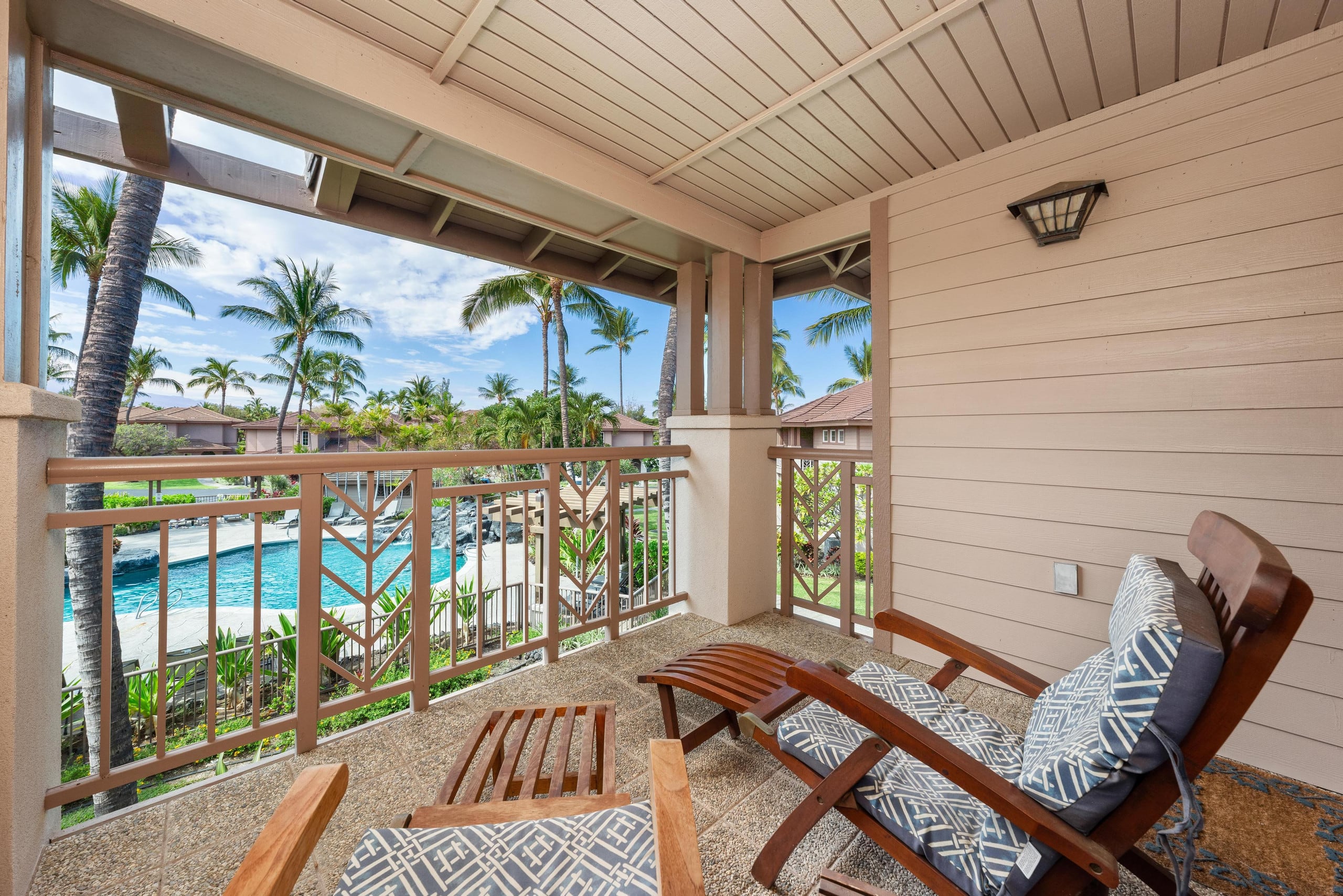 2BR Waikoloa townhome w/ pools and hot tub - Main photo