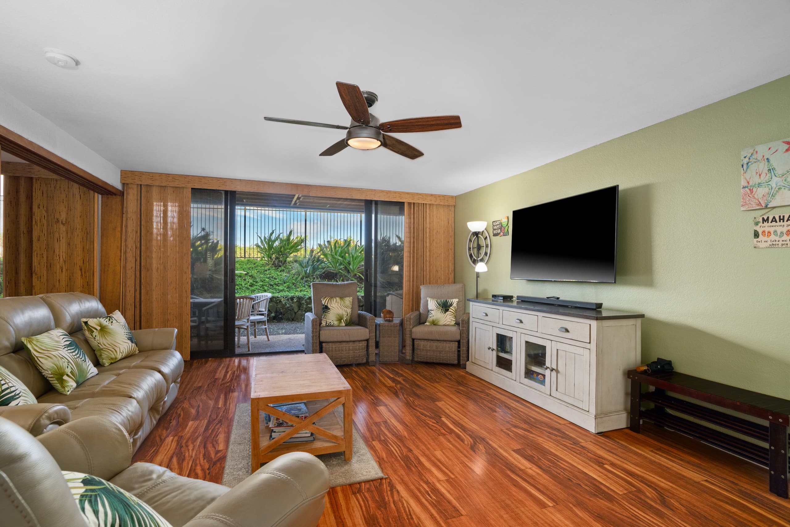 Condo in Koloa · ★4.8 · 2 bedrooms · 2 beds · 2 private baths - Image 11