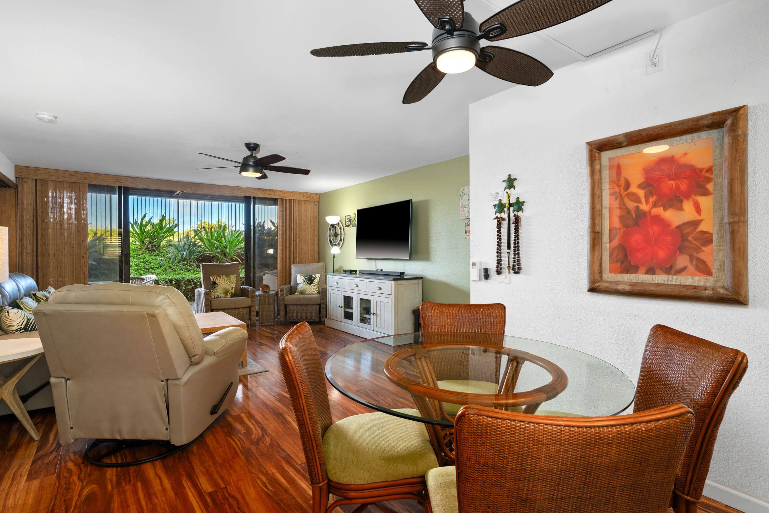 Condo in Koloa · ★4.8 · 2 bedrooms · 2 beds · 2 private baths - Image 7
