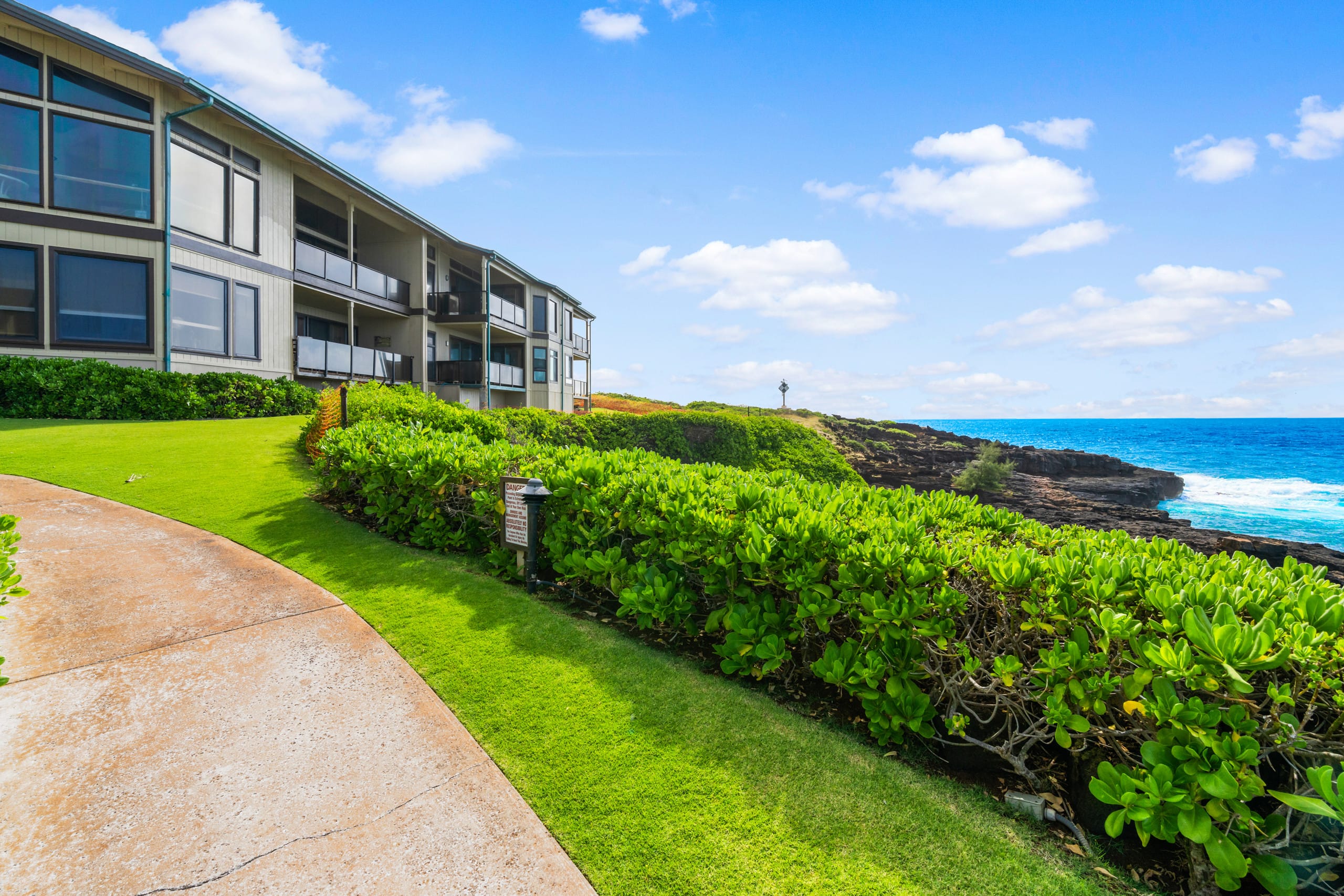 Condo in Koloa · ★4.8 · 2 bedrooms · 2 beds · 2 private baths - Image 27