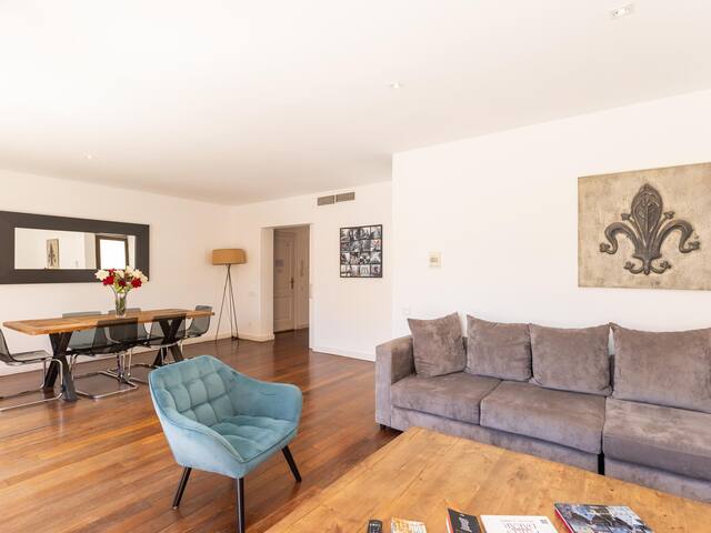 Penthouse Apartment with terrace gallery image 5