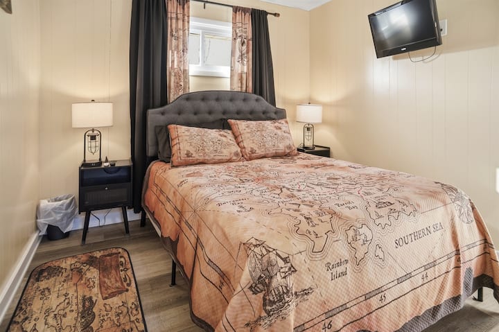 Საძინებელი №2 ორადგილიანი საწოლით