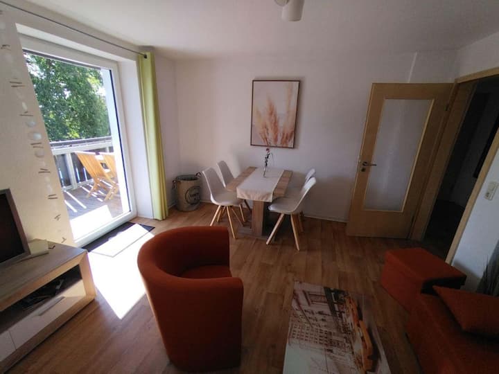 Ferienwohnung Mit Balkon (Ebersbach) - Löbau